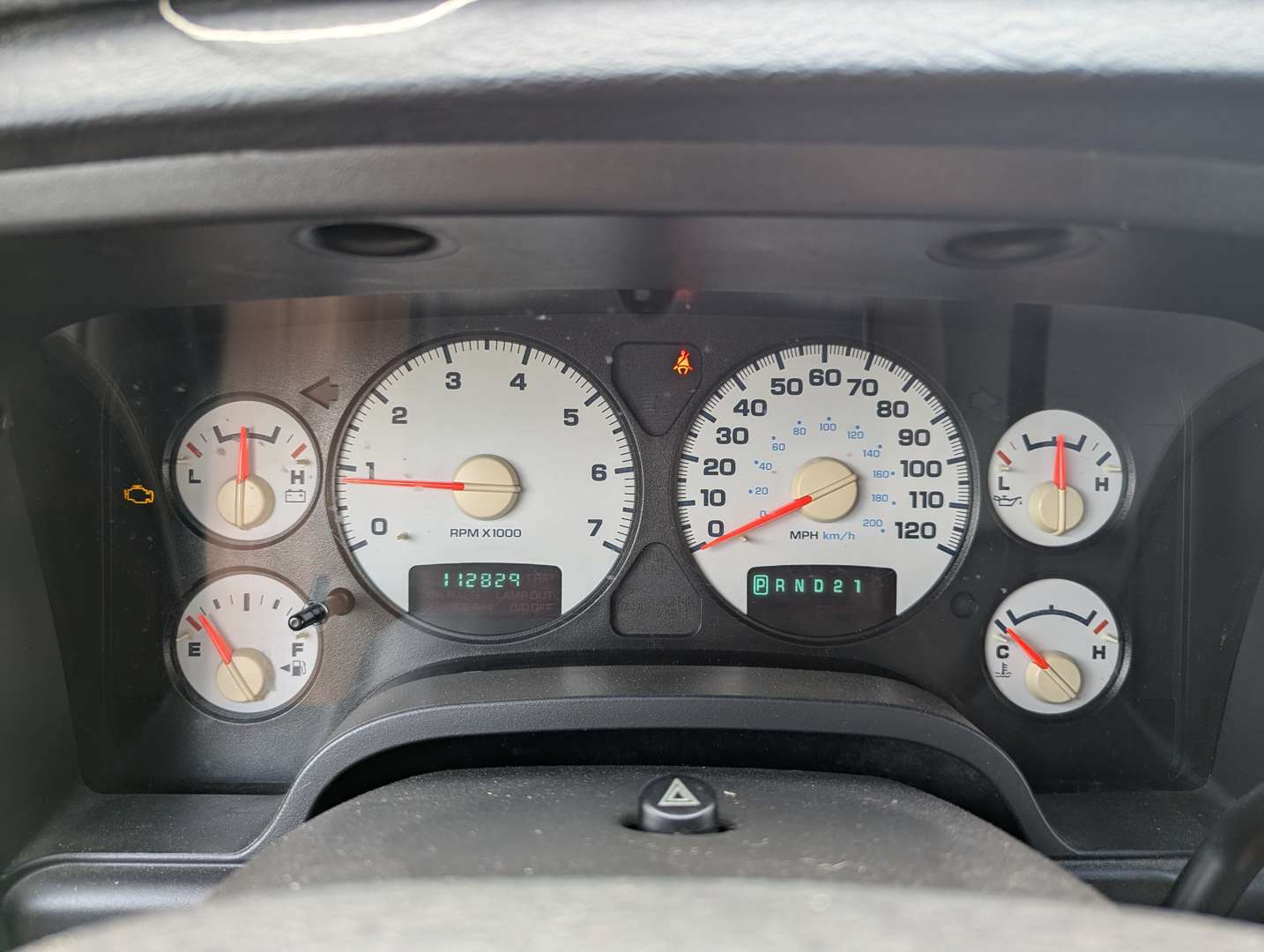 <p>2003 DODGE RAM 2500 SLT LHD</p>
