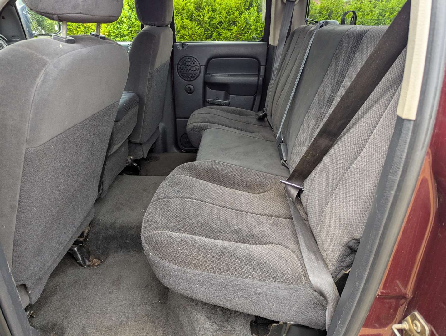 <p>2003 DODGE RAM 2500 SLT LHD</p>