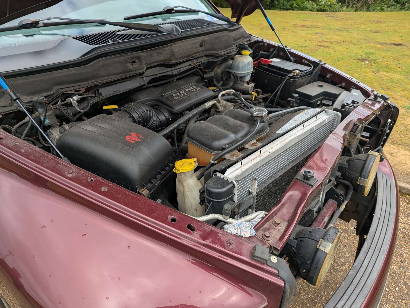 <p>2003 DODGE RAM 2500 SLT LHD</p>