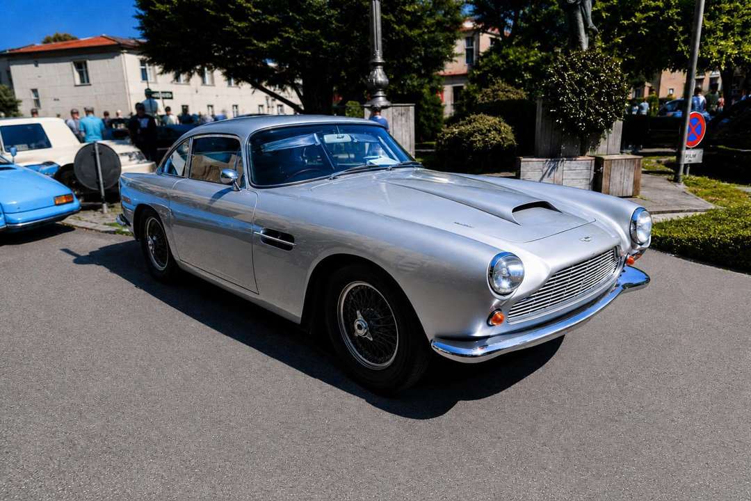 <p>1959 ASTON MARTIN DB4 SERIES 2 LHD</p>