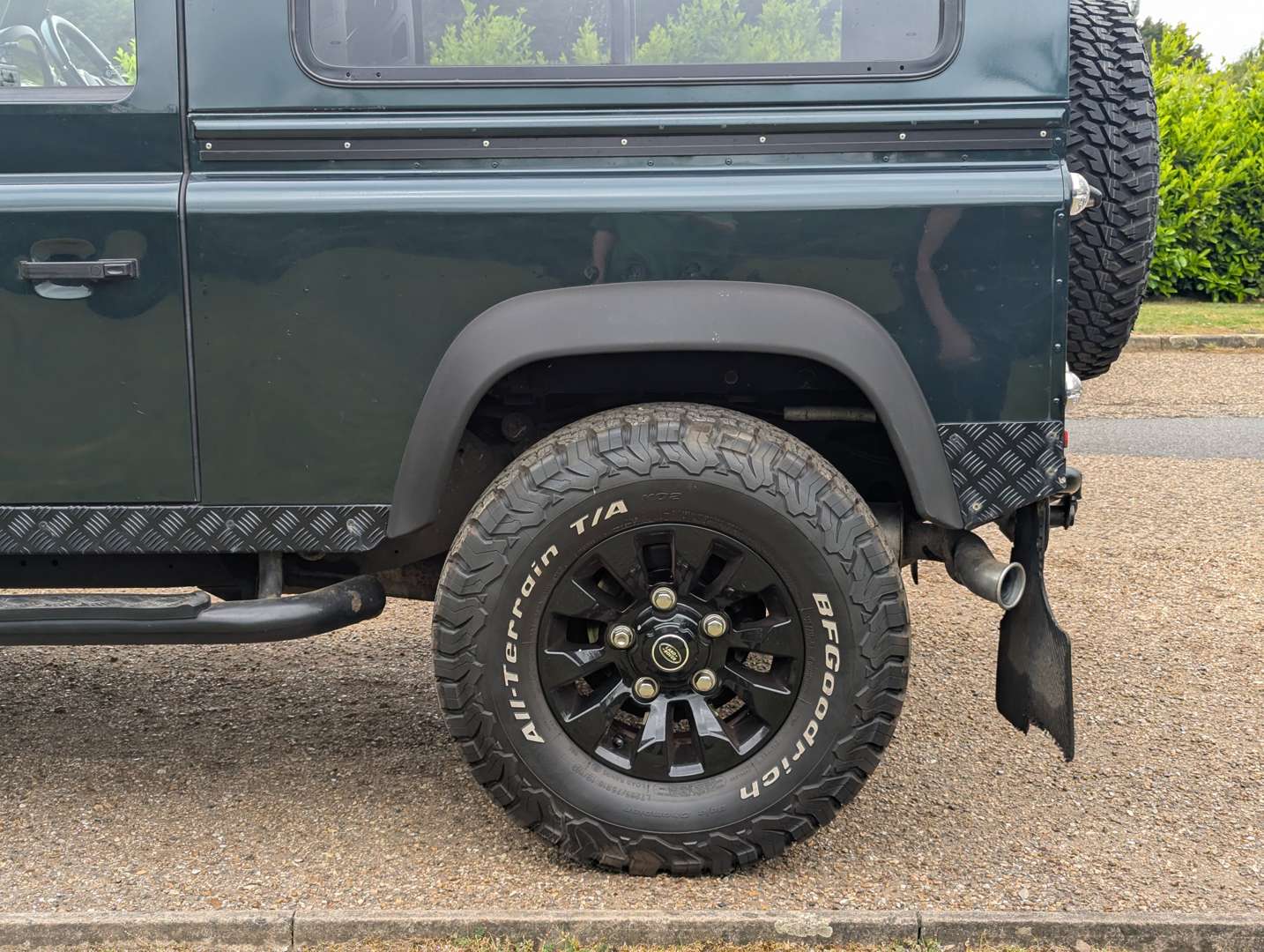 <p>2015 LAND ROVER DEFENDER 90</p>