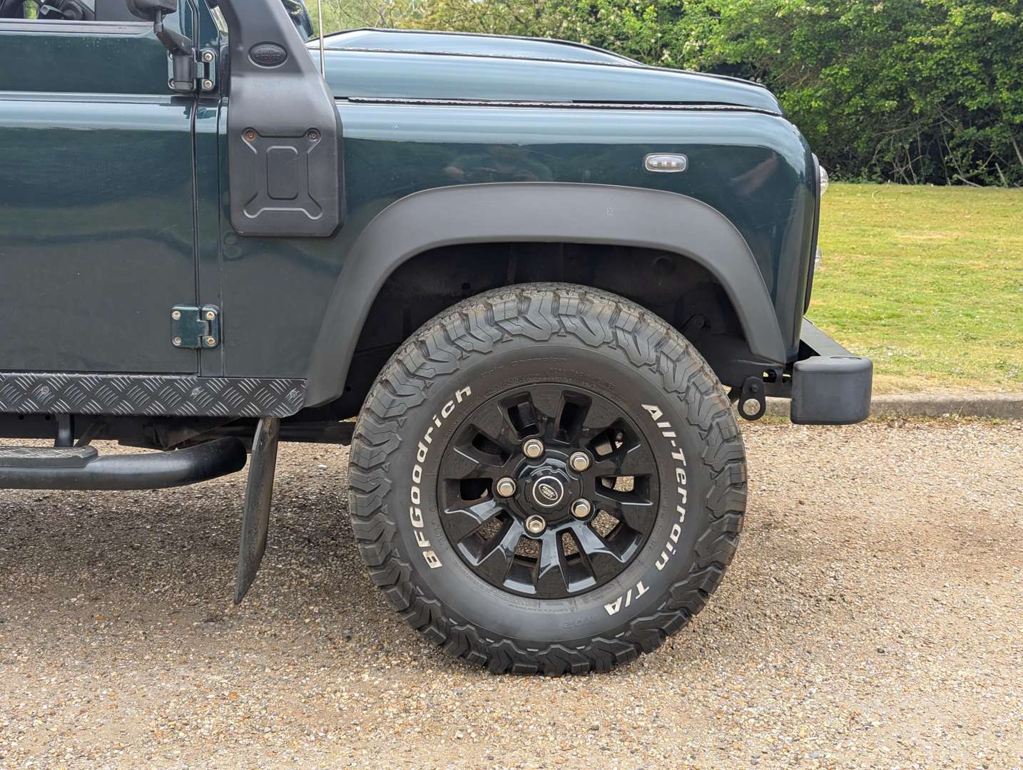 <p>2015 LAND ROVER DEFENDER 90</p>