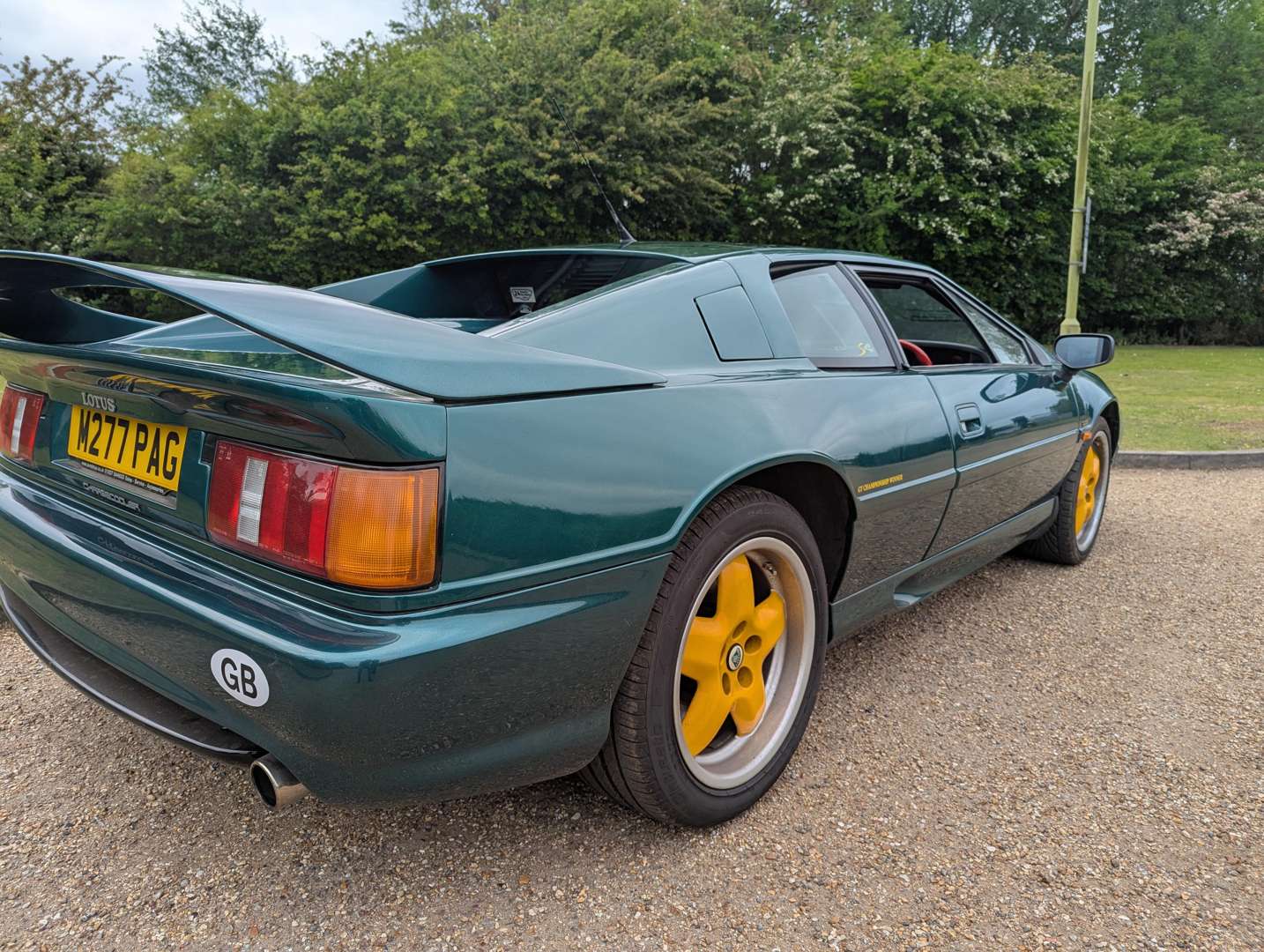 <p>1995 LOTUS ESPRIT TURBO S4</p>