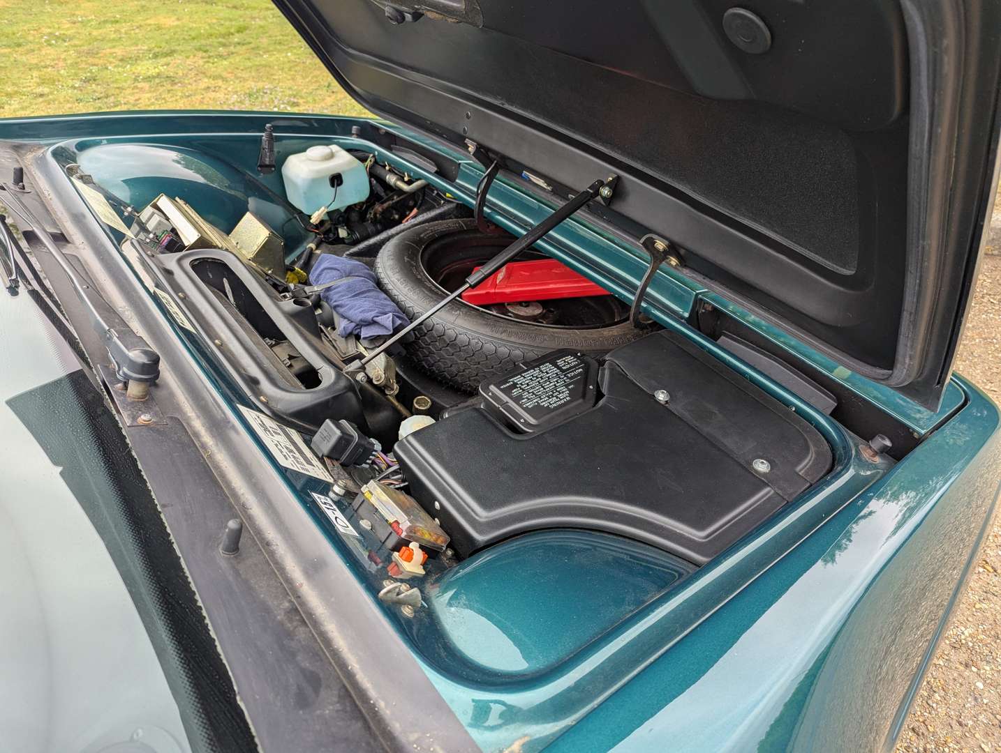 <p>1995 LOTUS ESPRIT TURBO S4</p>