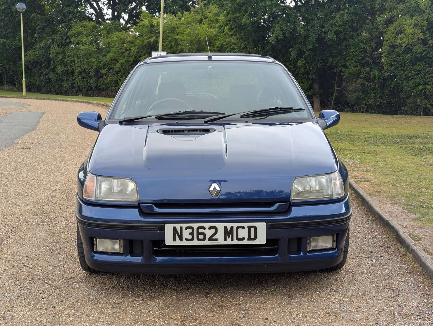 <p>1995 RENAULT CLIO WILLIAMS 3</p>