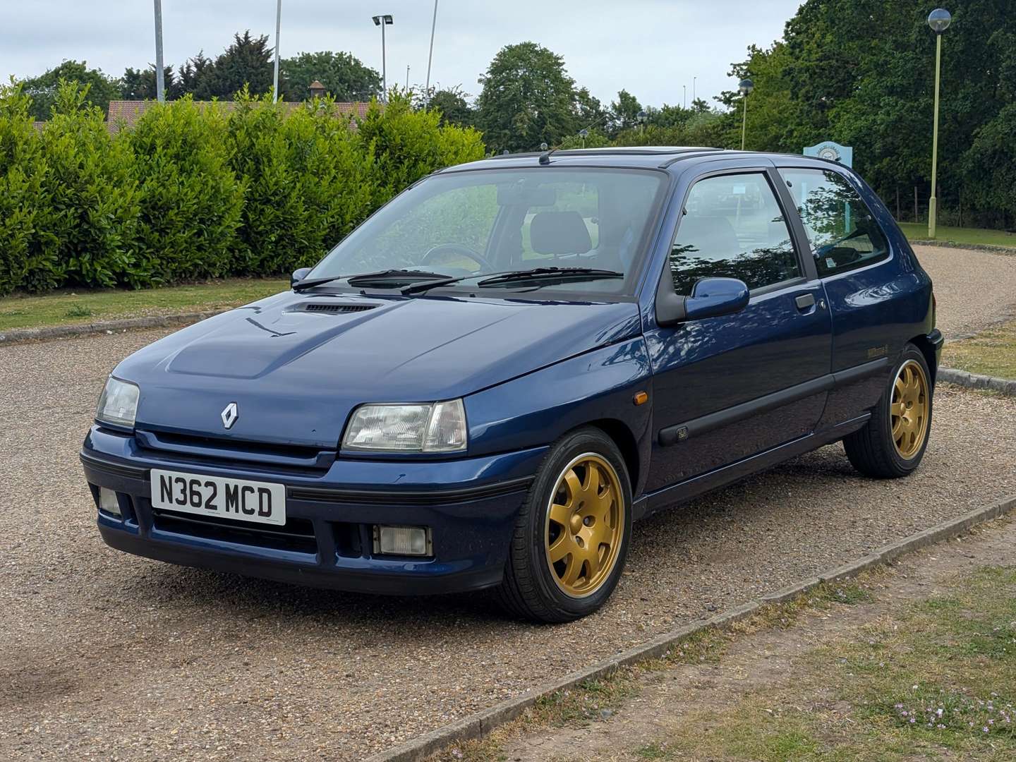 <p>1995 RENAULT CLIO WILLIAMS 3</p>