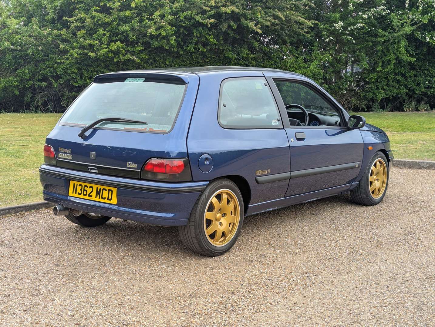 <p>1995 RENAULT CLIO WILLIAMS 3</p>