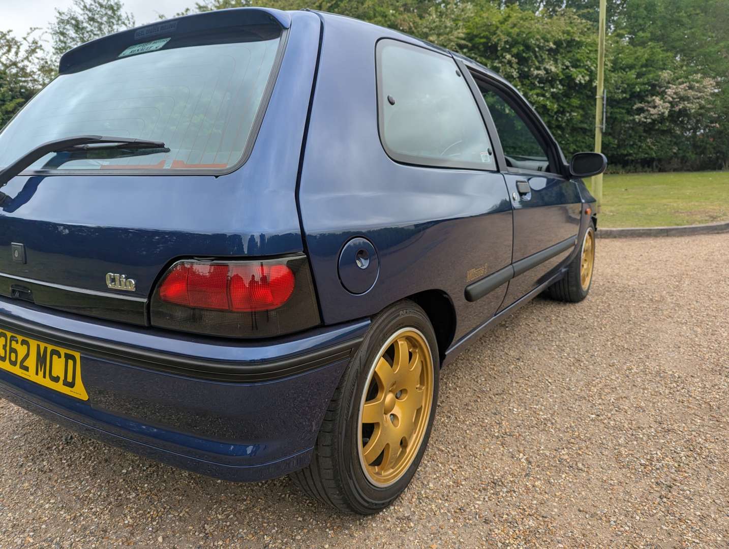 <p>1995 RENAULT CLIO WILLIAMS 3</p>