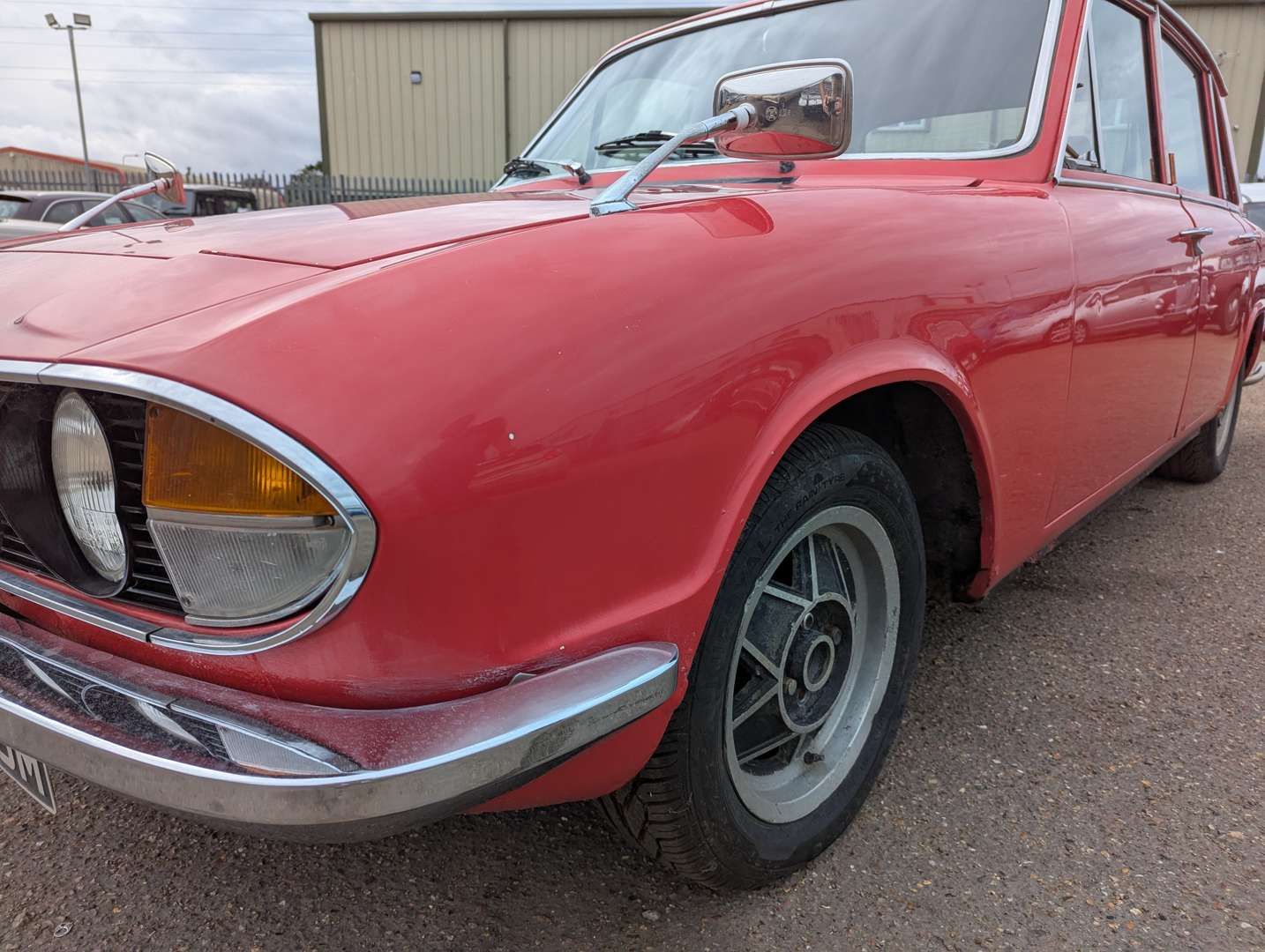 <p>1973 TRIUMPH 2000</p>