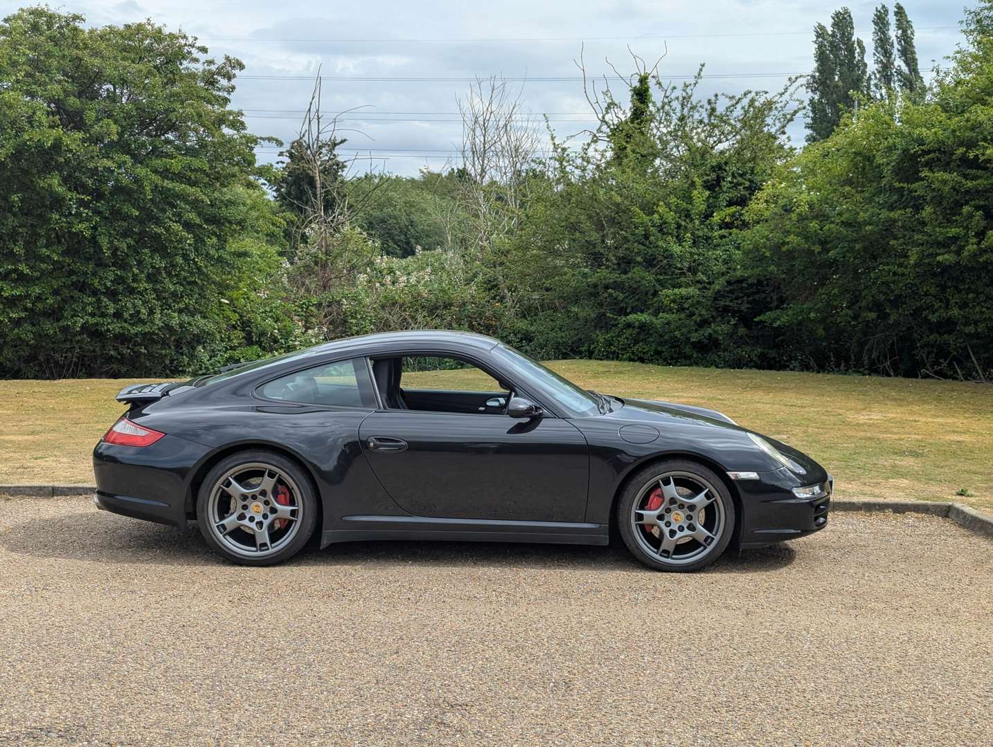 <p>2005 PORSCHE 911 CARRERA 4 3.8S AUTO</p>