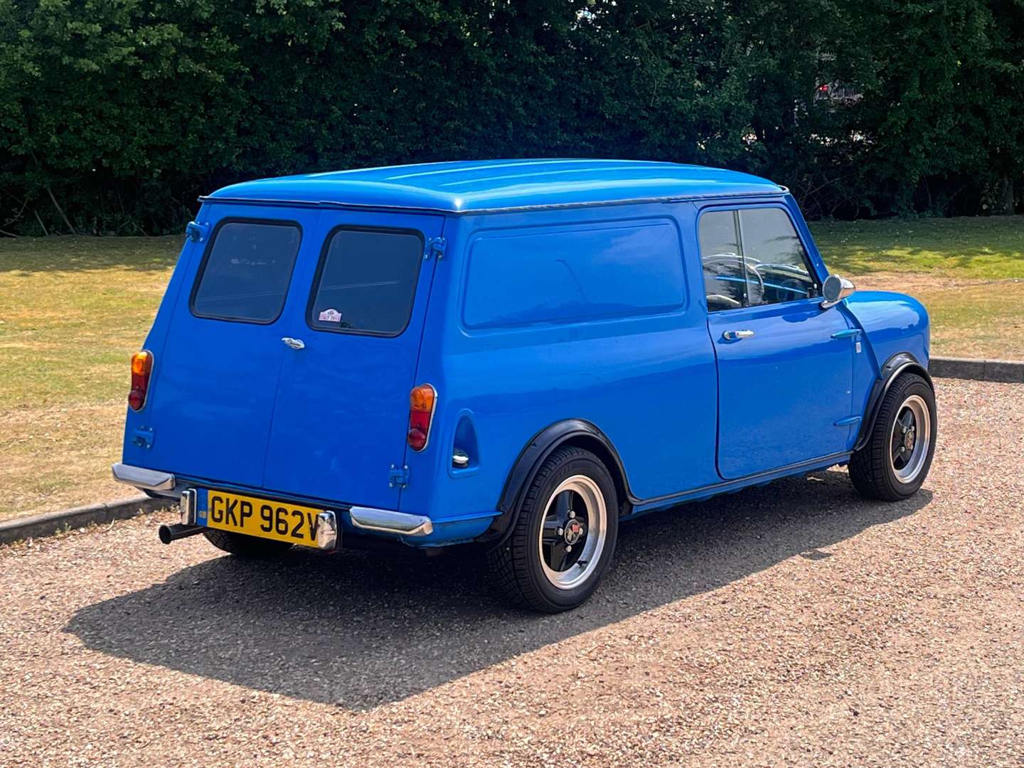 <p>1979 AUSTIN MINI VAN 95L</p>