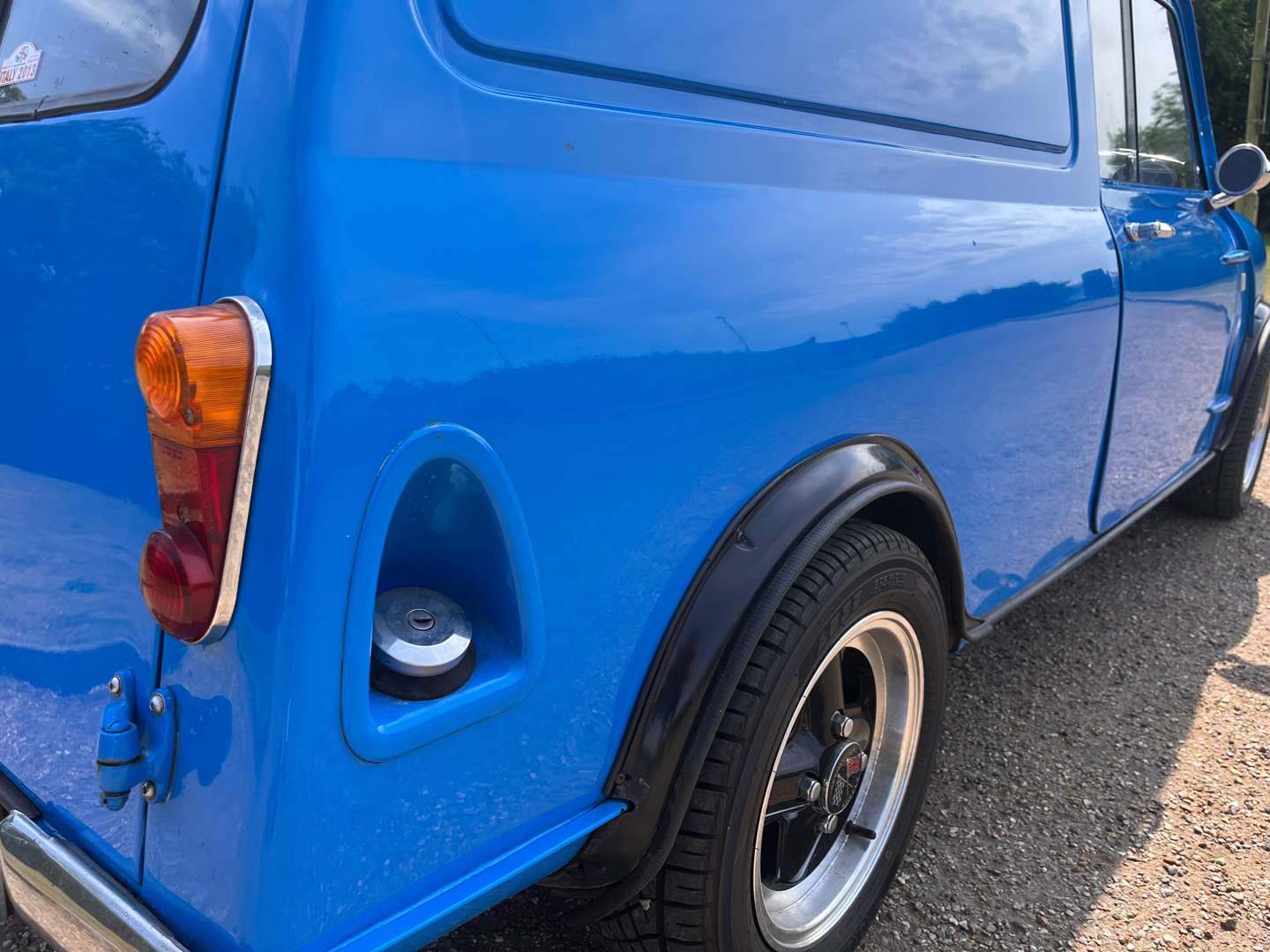<p>1979 AUSTIN MINI VAN 95L</p>