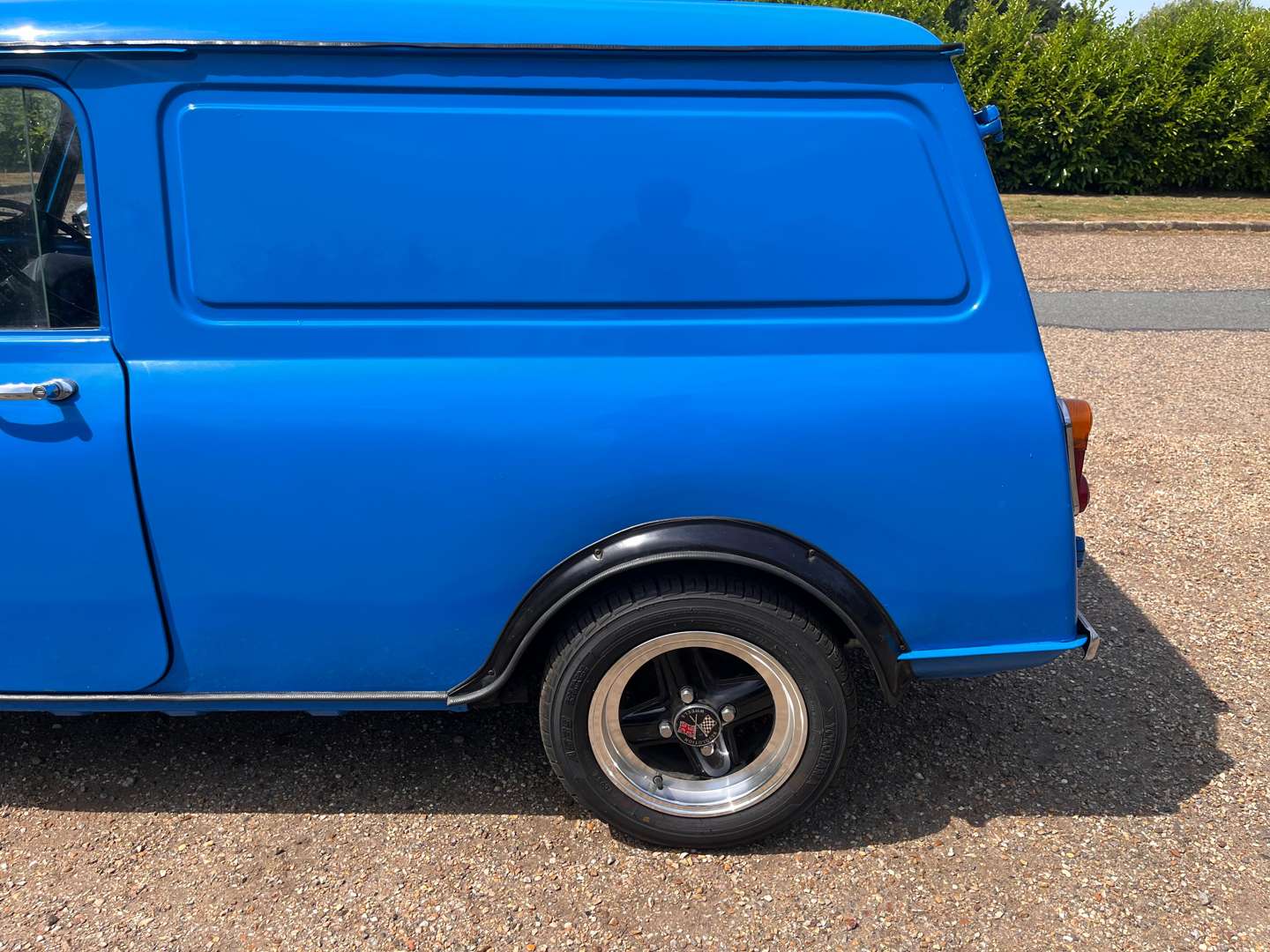 <p>1979 AUSTIN MINI VAN 95L</p>