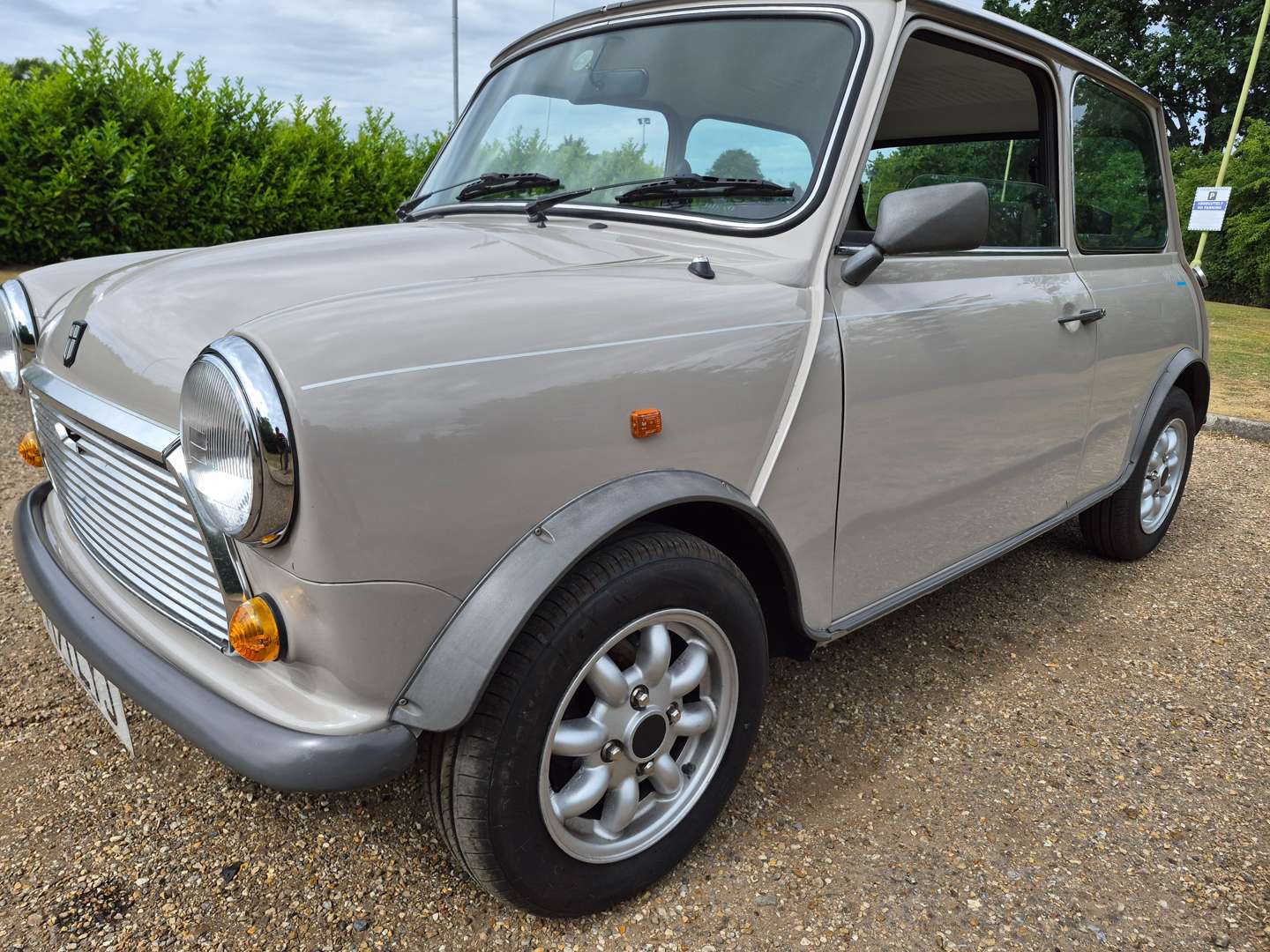 <p>1989 AUSTIN MINI MAYFAIR</p>