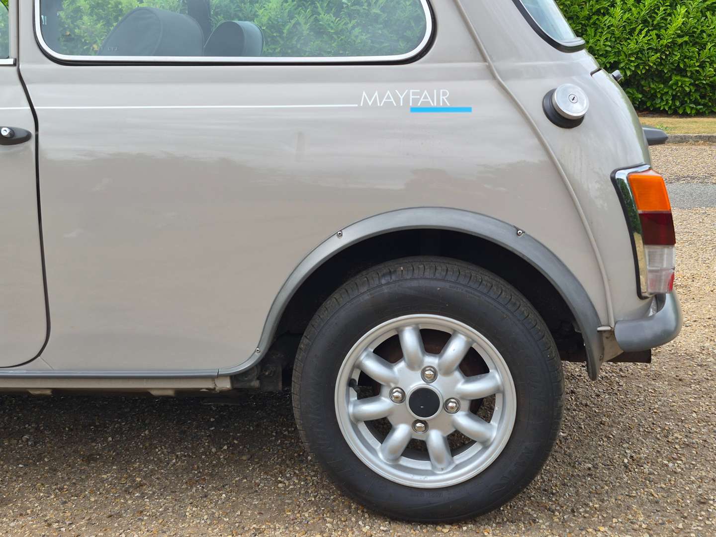 <p>1989 AUSTIN MINI MAYFAIR</p>