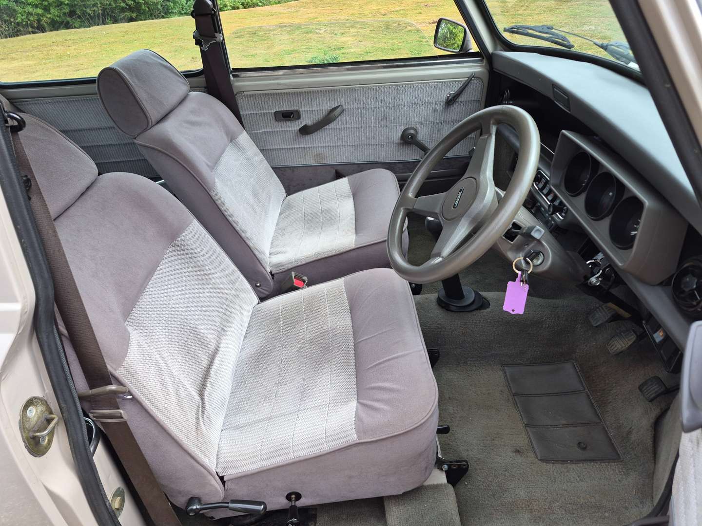 <p>1989 AUSTIN MINI MAYFAIR</p>
