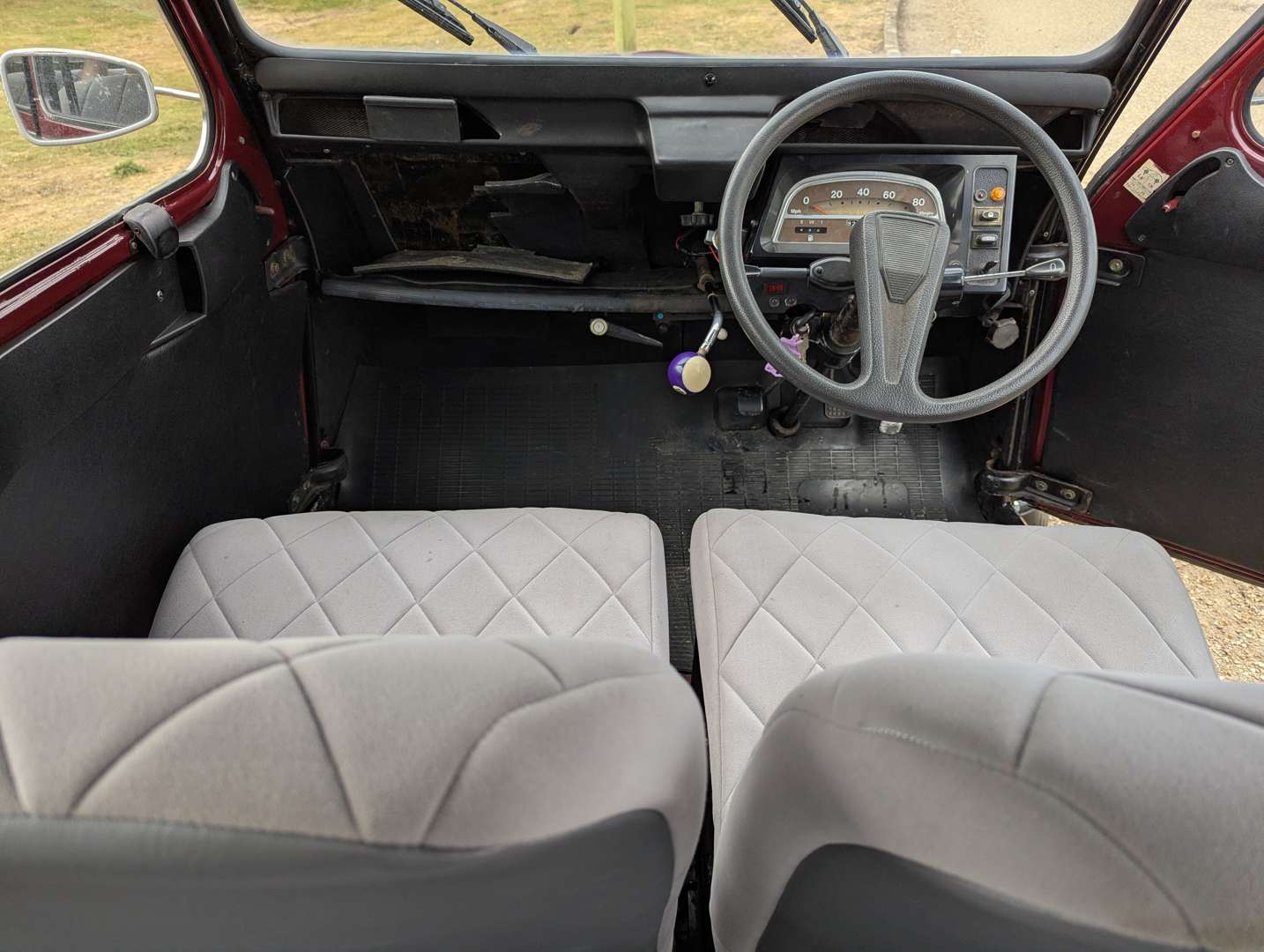 <p>1985 CITROËN 2CV6</p>