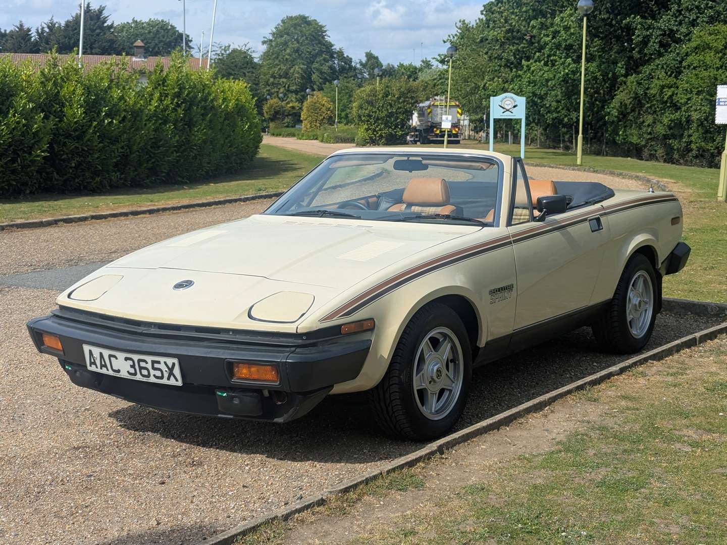 <p>1982 TRIUMPH TR7 CONVERTIBLE</p>
