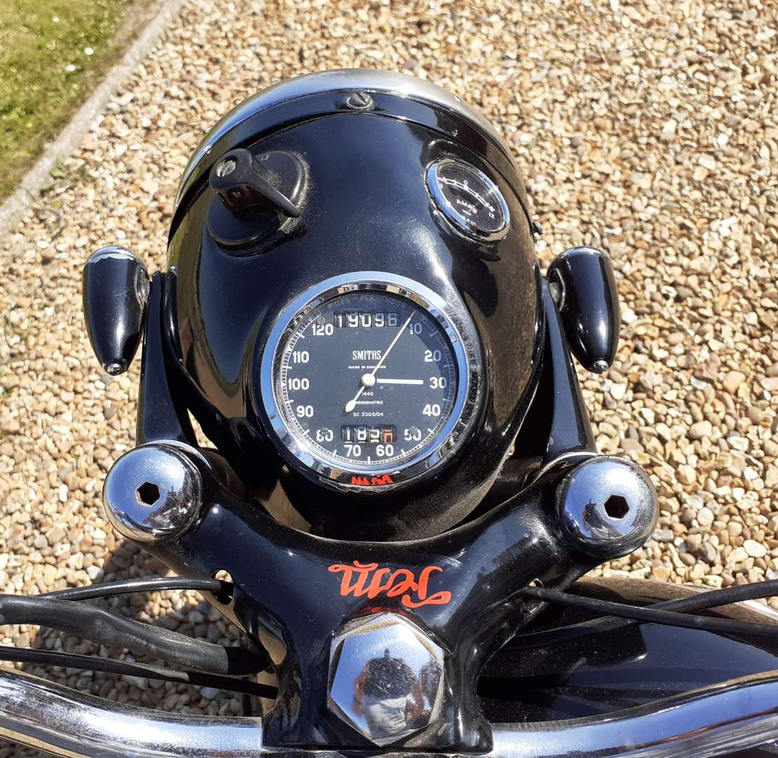 <p>1954 MATCHLESS G80S</p>