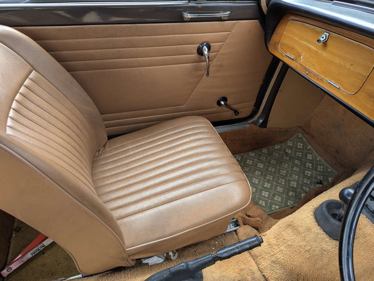<p>1970 TRIUMPH HERALD 13/60</p>