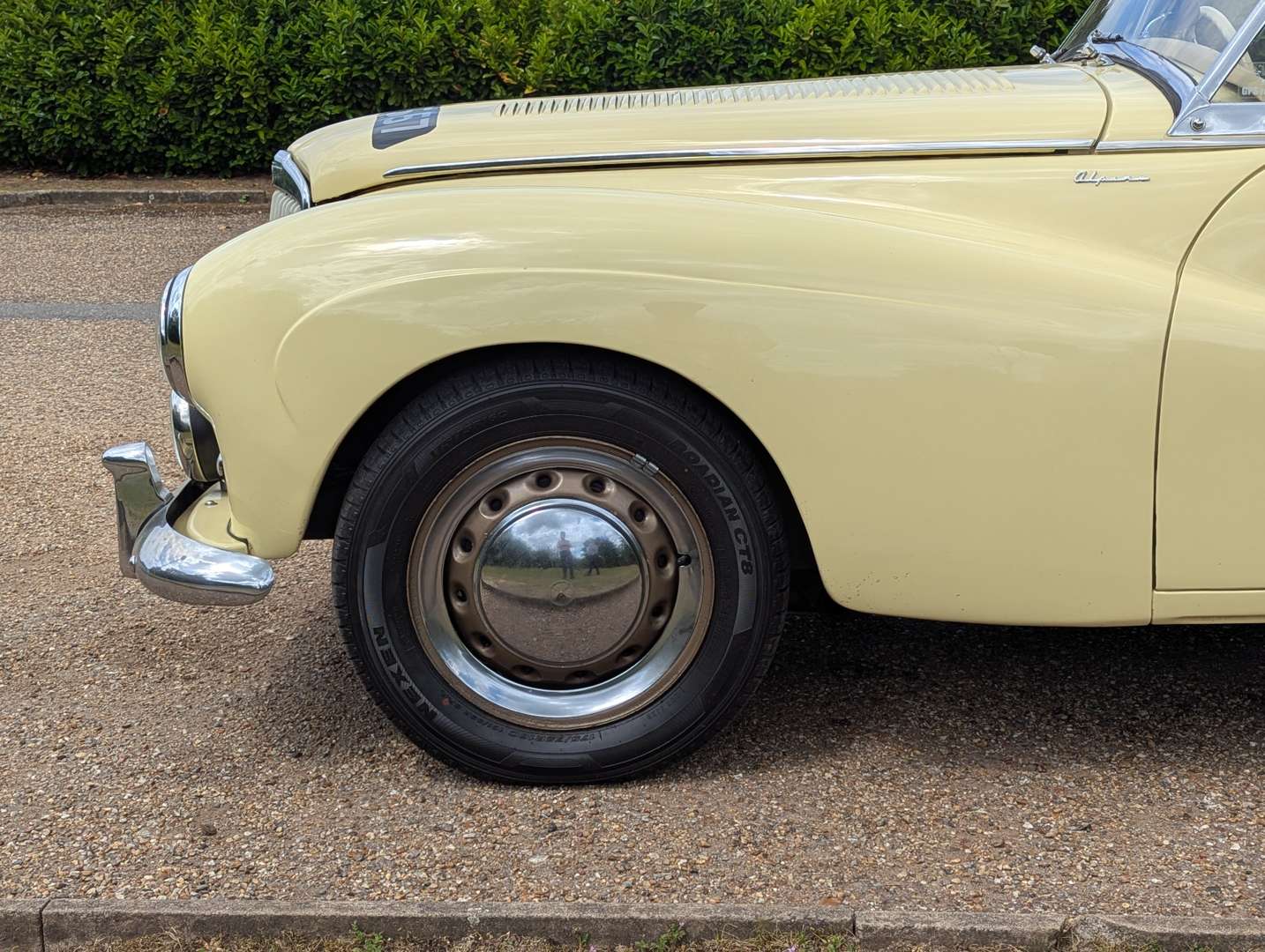 <p>1954 SUNBEAM ALPINE</p>