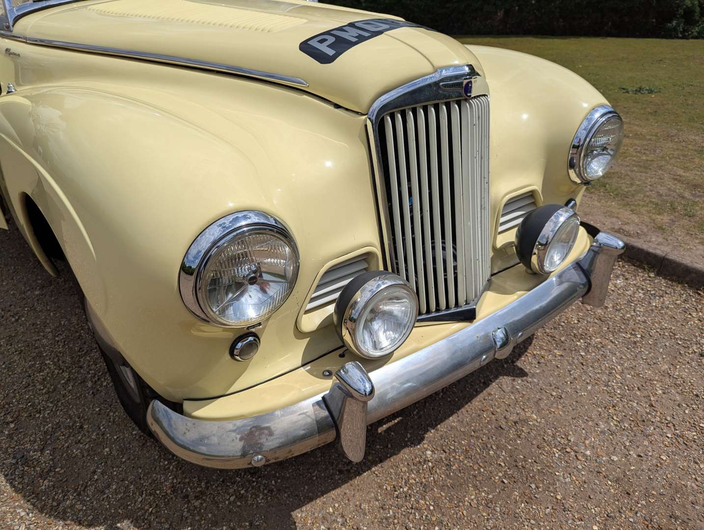 <p>1954 SUNBEAM ALPINE</p>