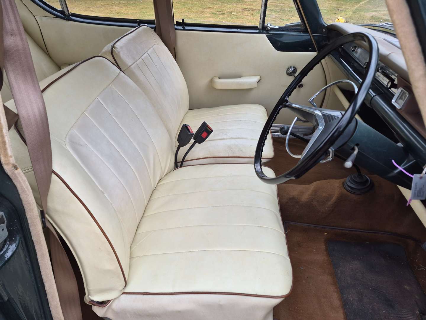 <p>1962 FORD CONSUL CLASSIC</p>