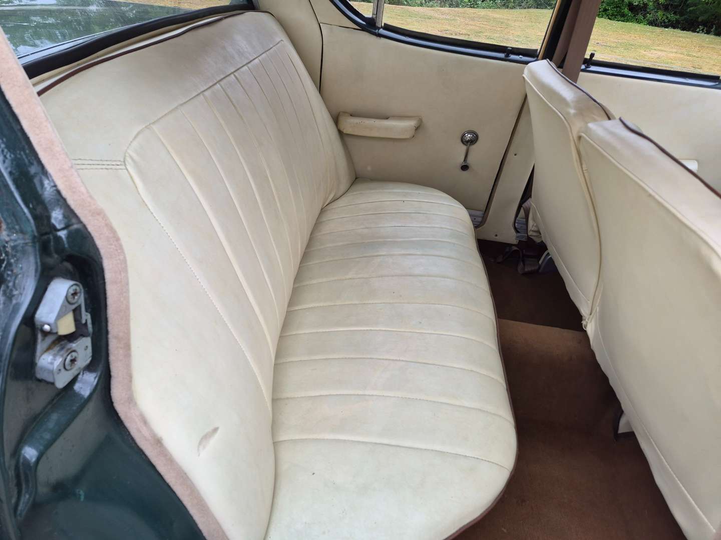 <p>1962 FORD CONSUL CLASSIC</p>