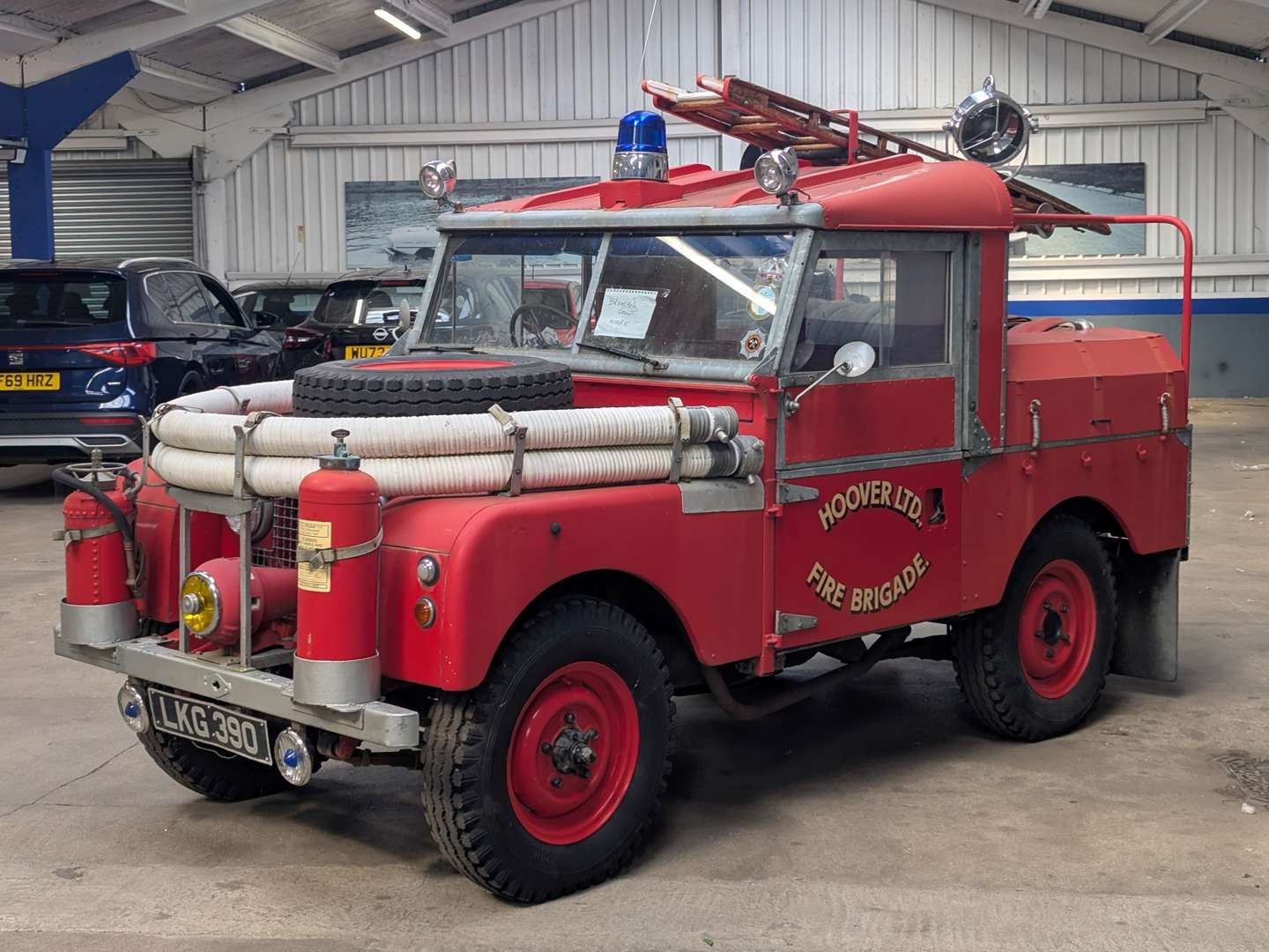 <p>1955 LAND ROVER SERIES I FIRE ENGINE</p>