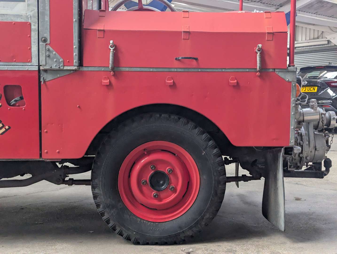 <p>1955 LAND ROVER SERIES I FIRE ENGINE</p>