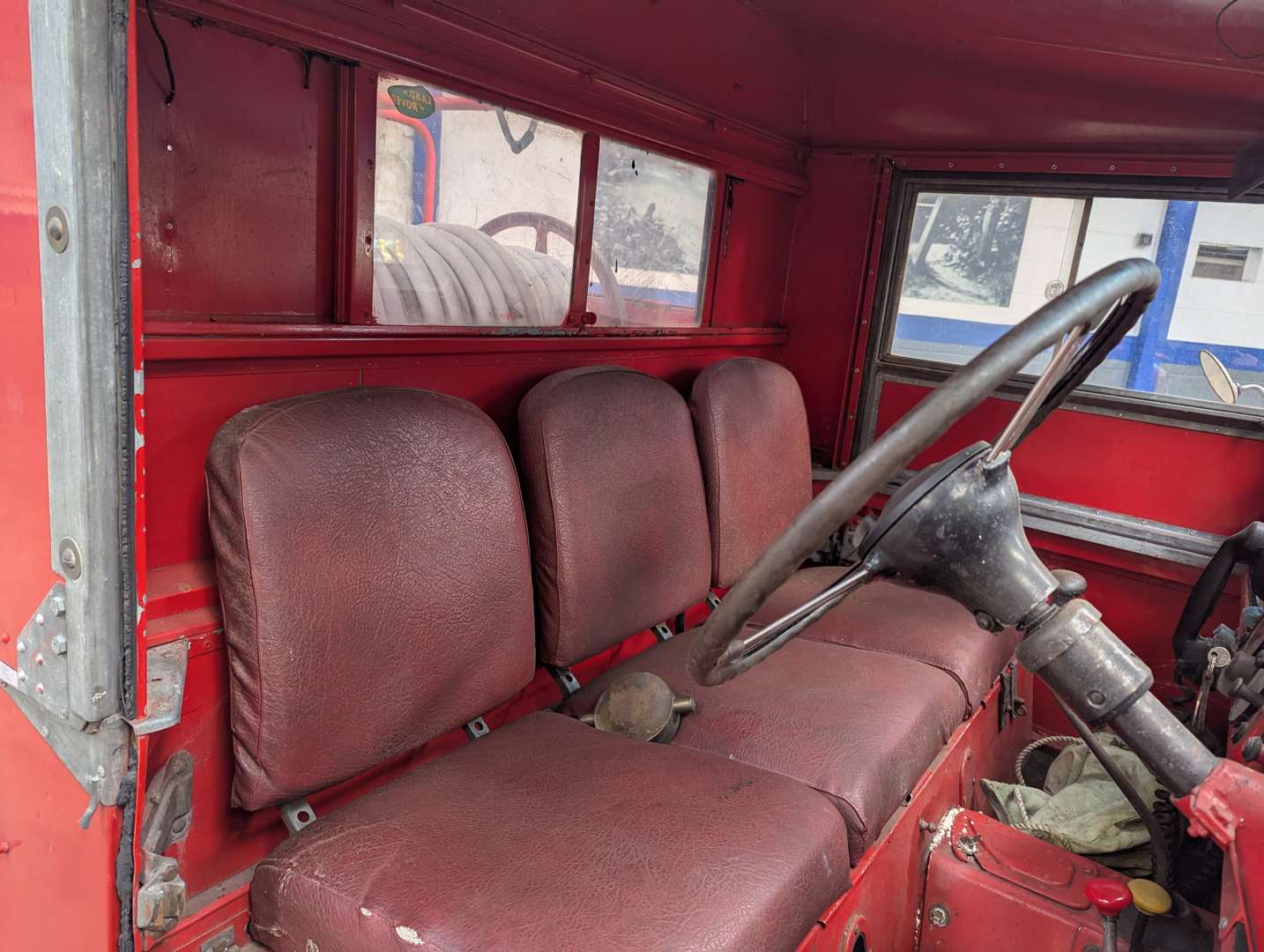 <p>1955 LAND ROVER SERIES I FIRE ENGINE</p>