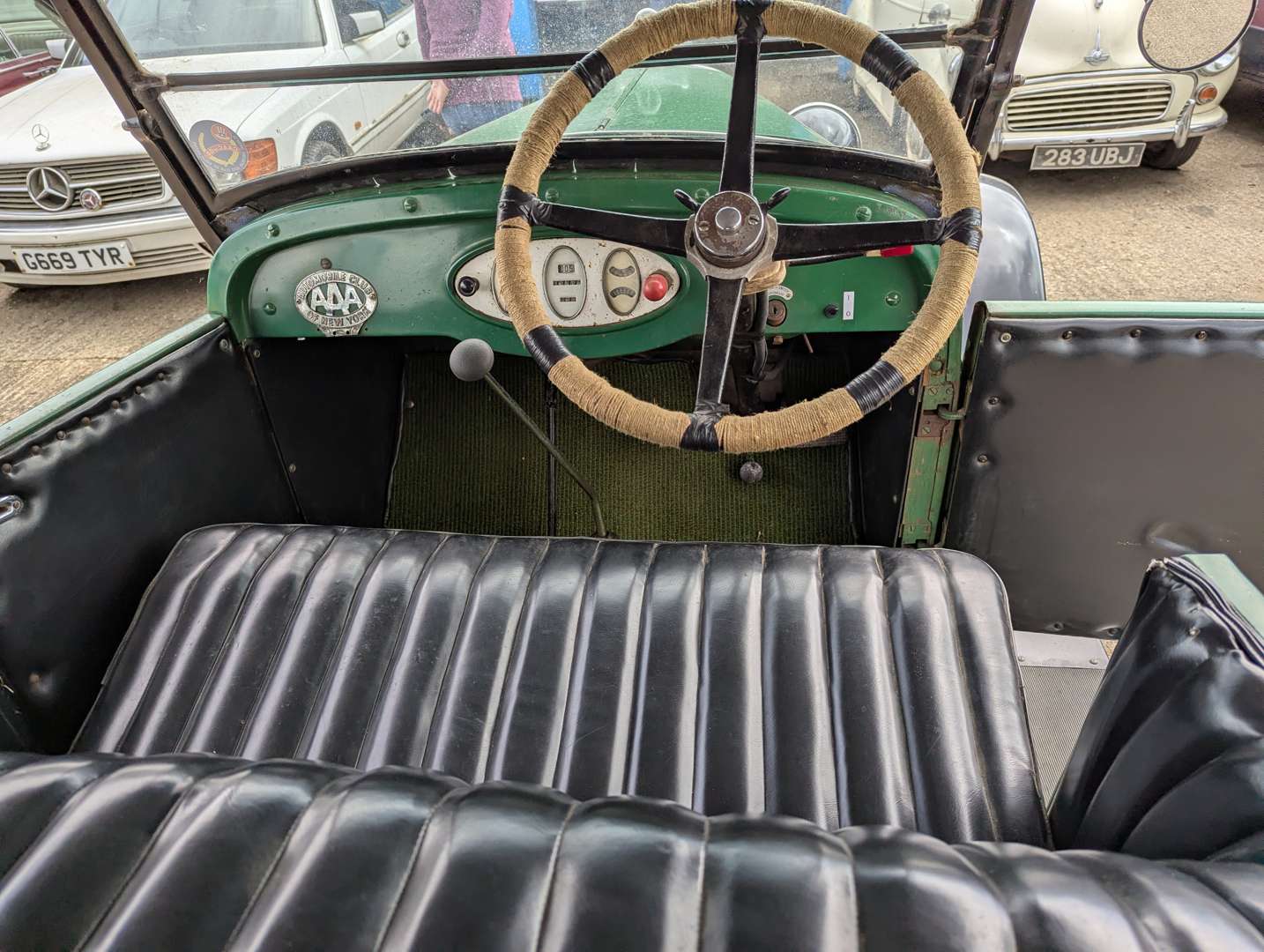 <p>1928 CHEVROLET FOUR DOOR TOURER</p>