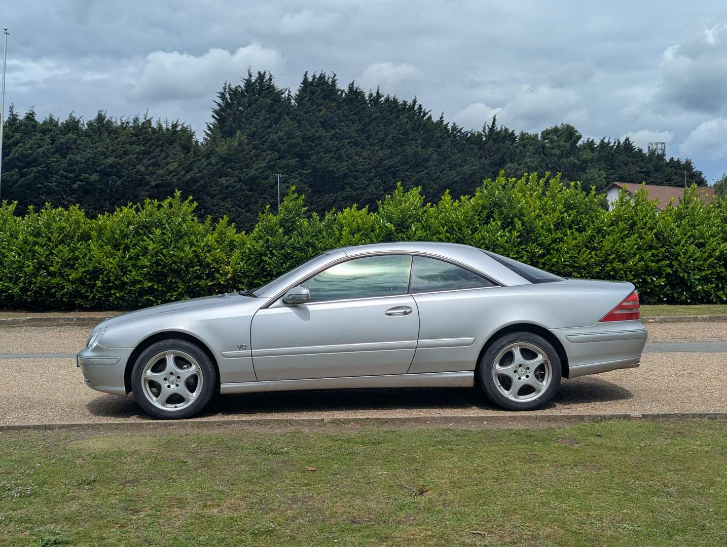 <p>2002 MERCEDES CL500 AUTO</p>