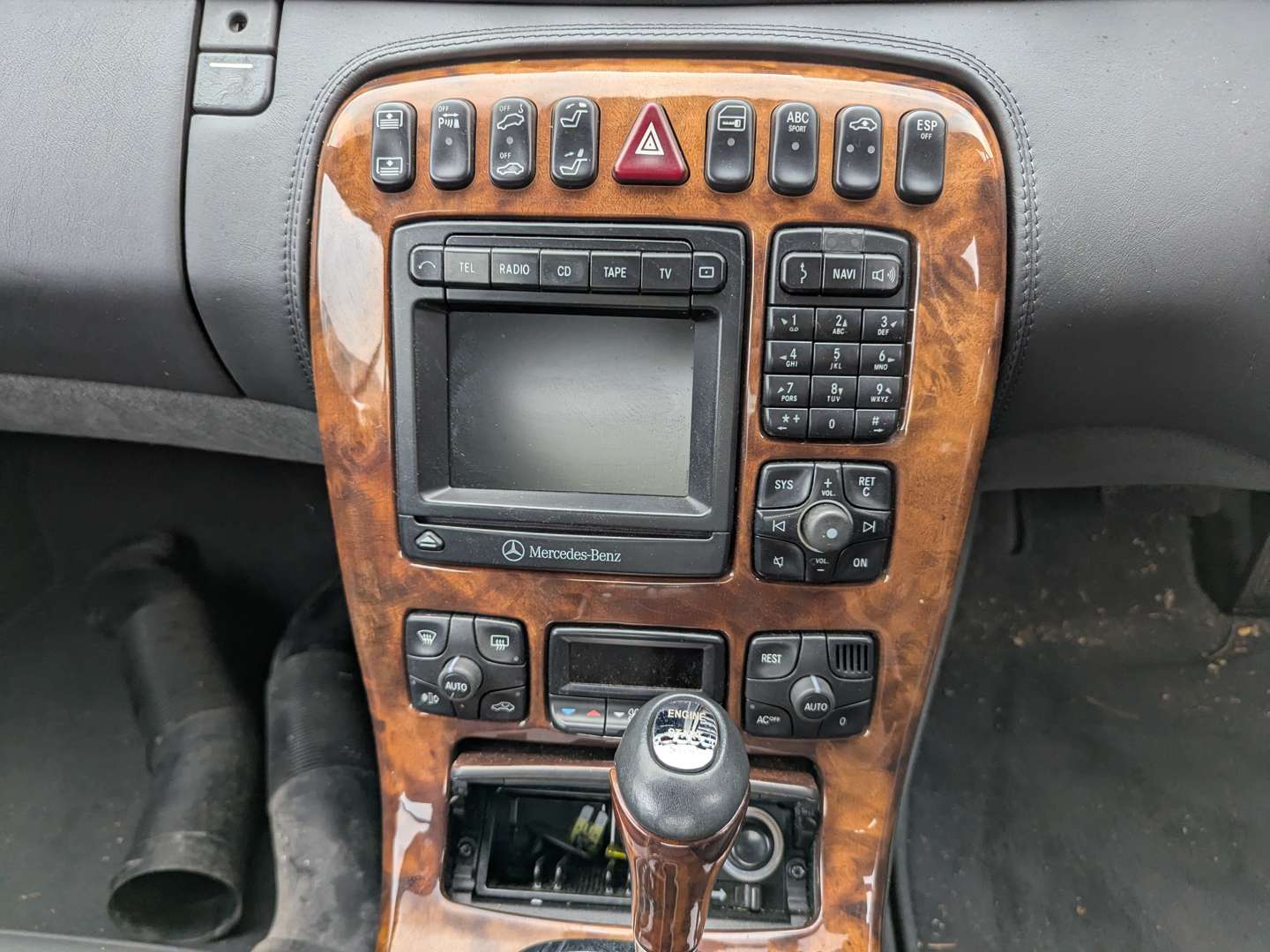 <p>2002 MERCEDES CL500 AUTO</p>