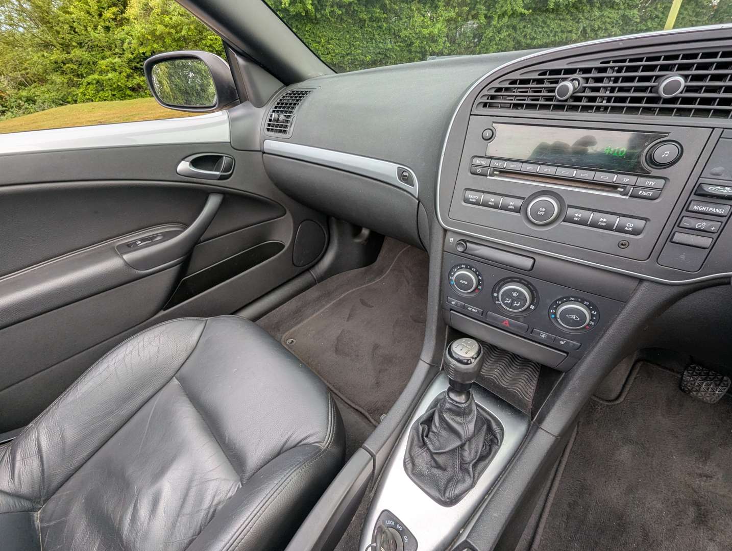 <p>2009 SAAB 9-3 VECTOR SPORT 1.8T CONVERTIBLE</p>