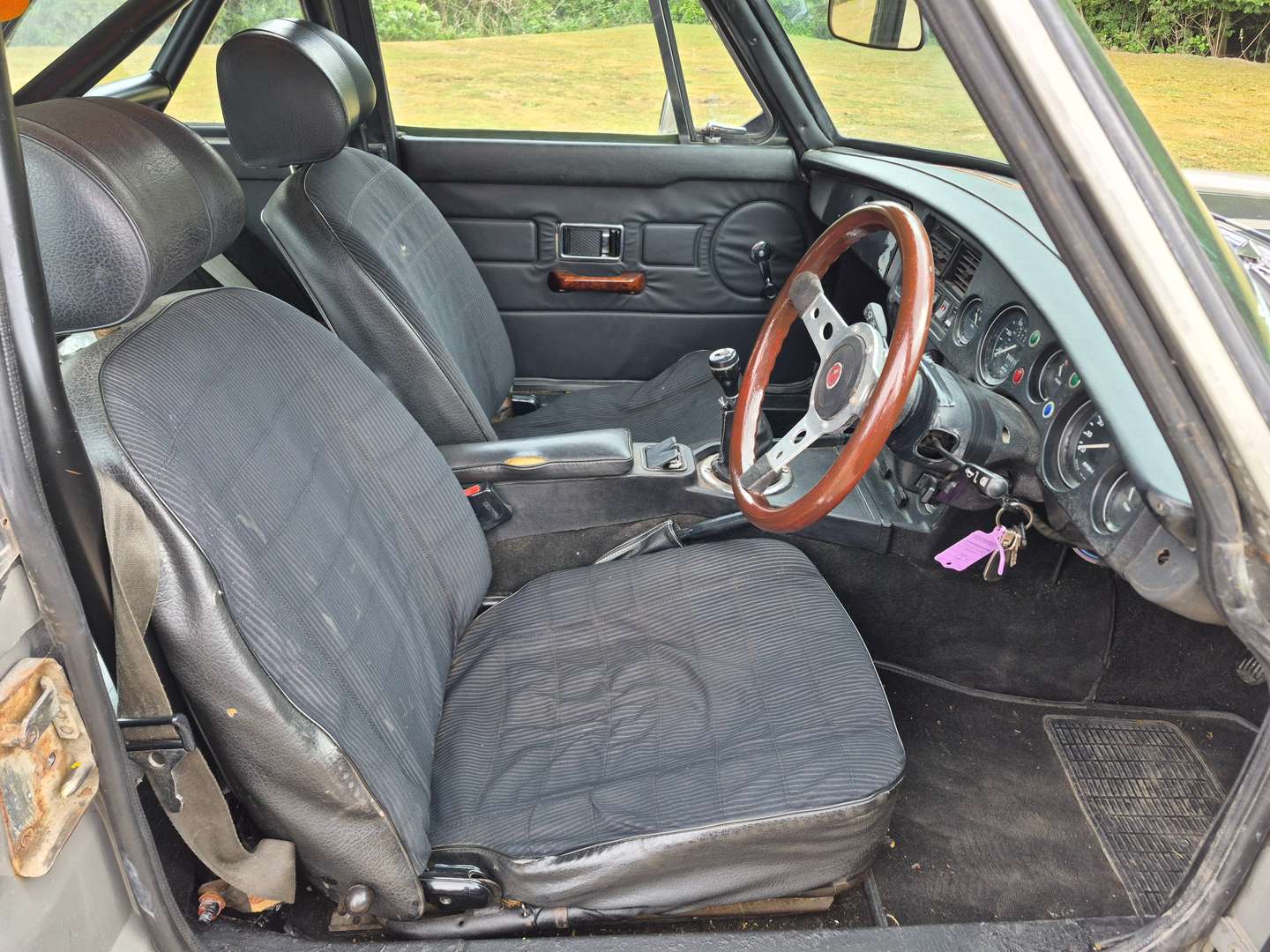 <p>1981 MG B GT</p>