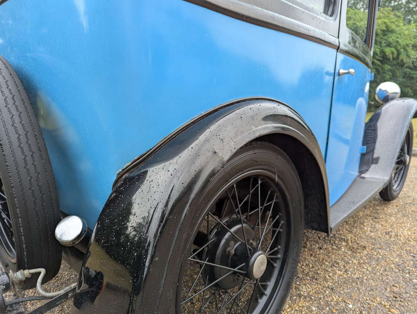 <p>1933 AUSTIN SEVEN BOX SALOON</p>