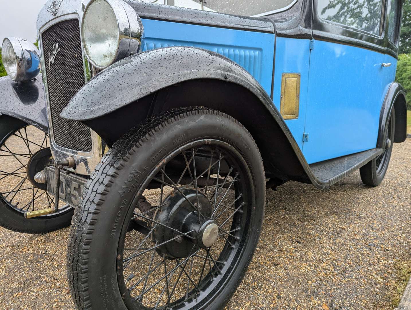 <p>1933 AUSTIN SEVEN BOX SALOON</p>