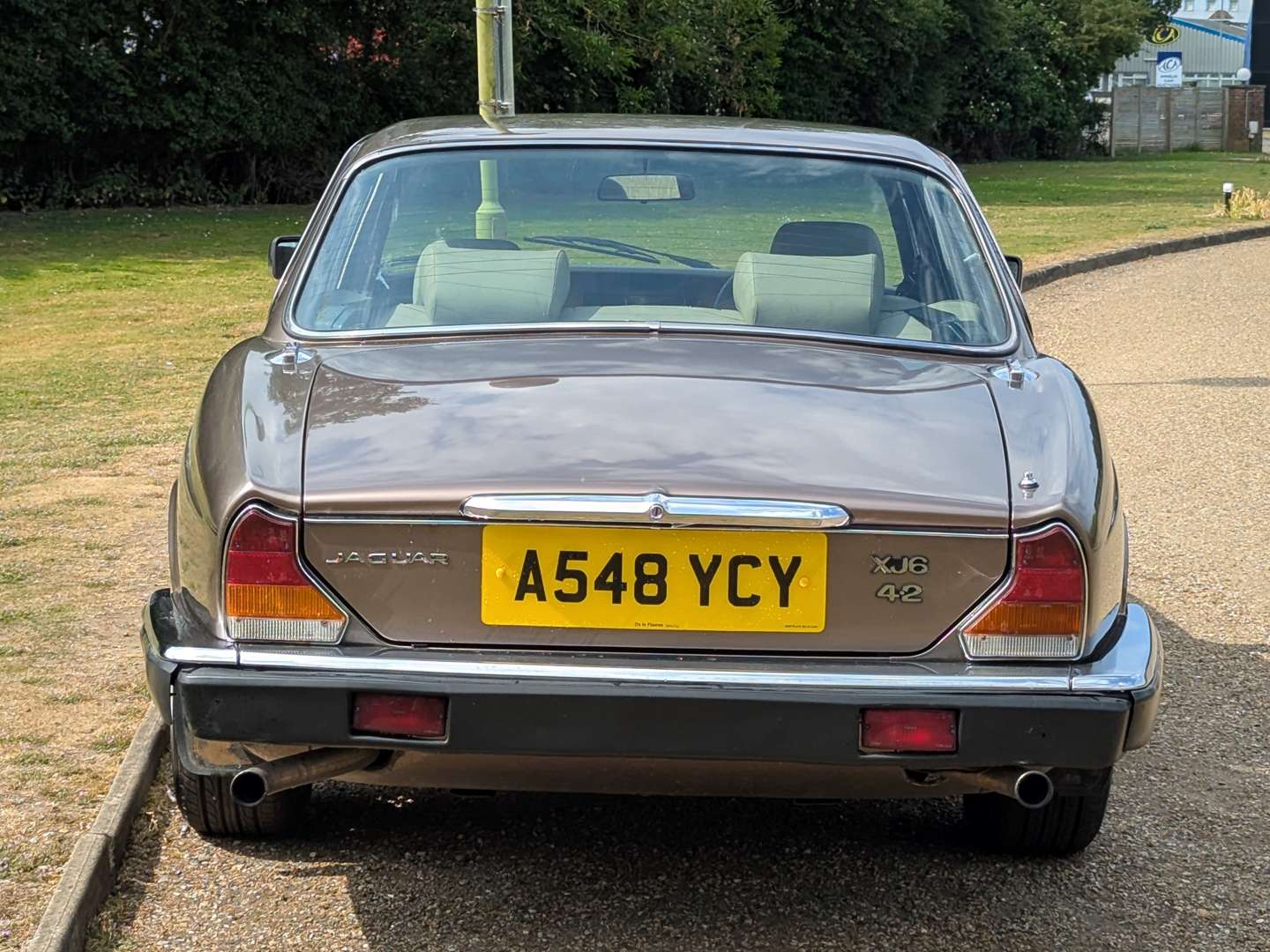 <p>1984 JAGUAR XJ6 4.2 AUTO SIII</p>
