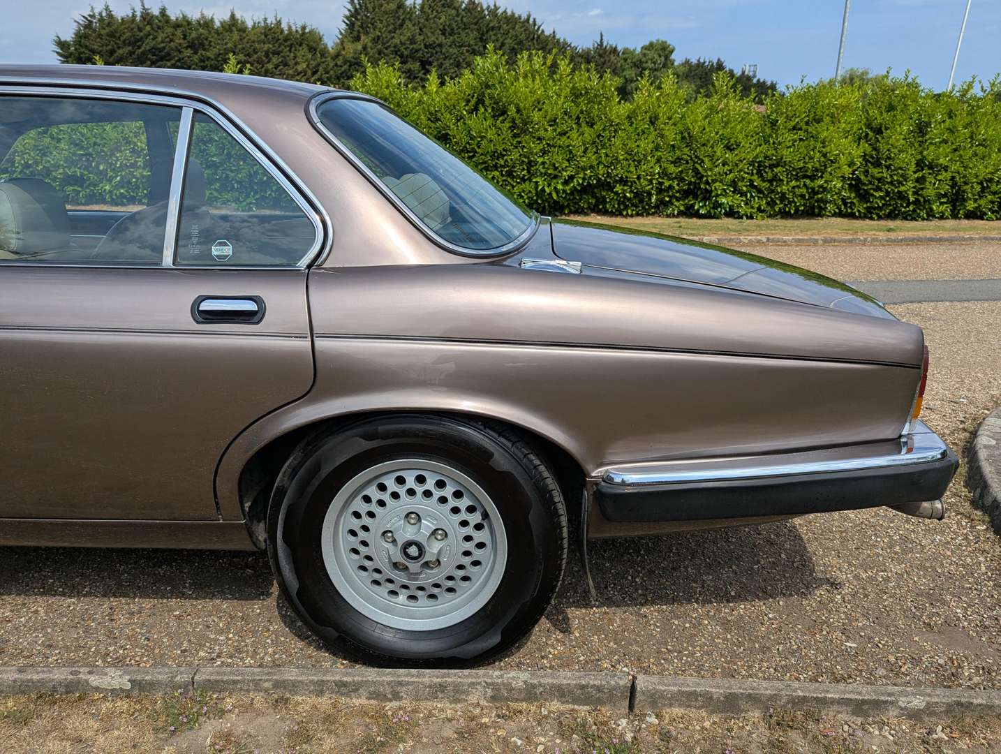 <p>1984 JAGUAR XJ6 4.2 AUTO SIII</p>
