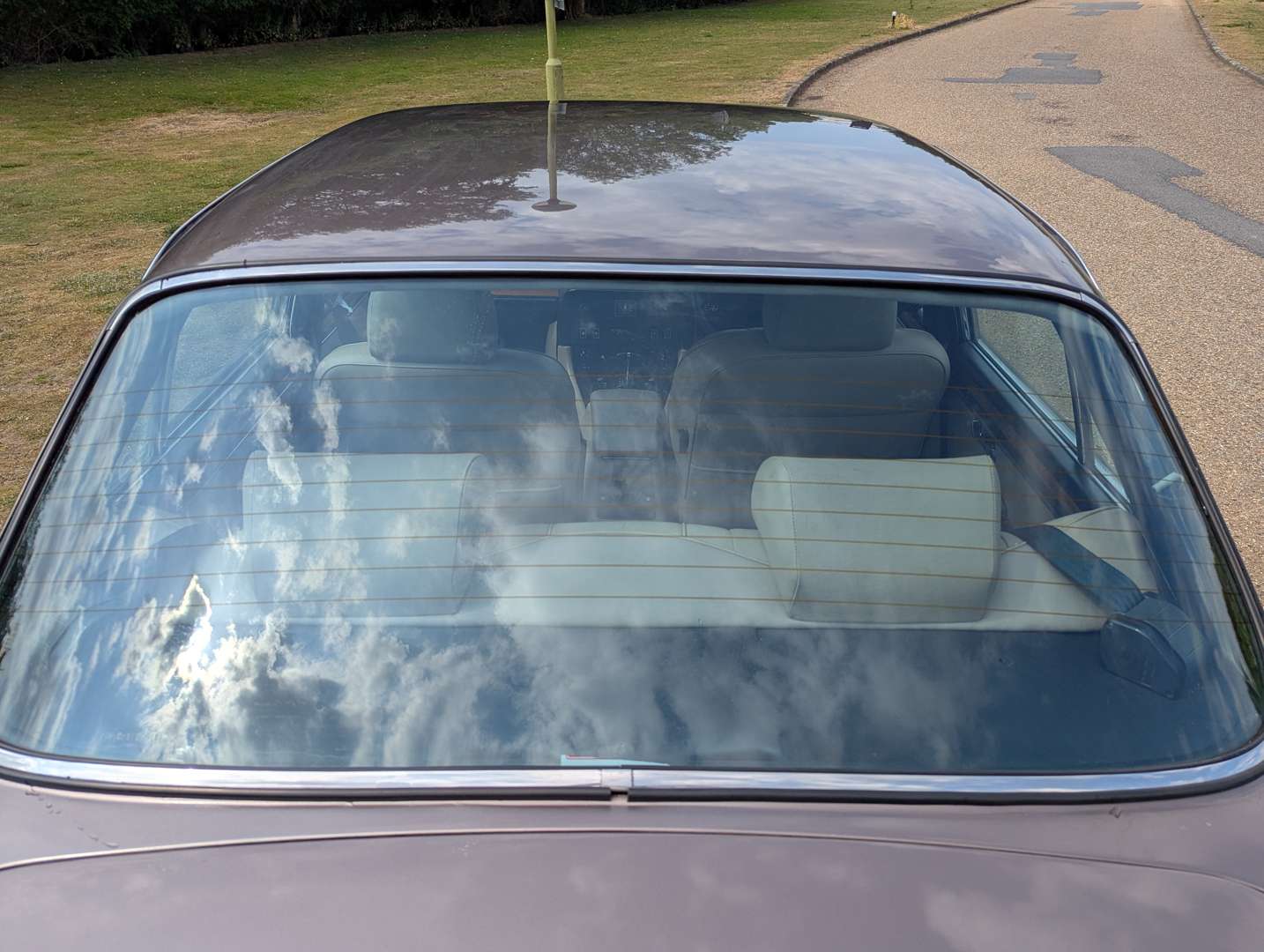 <p>1984 JAGUAR XJ6 4.2 AUTO SIII</p>