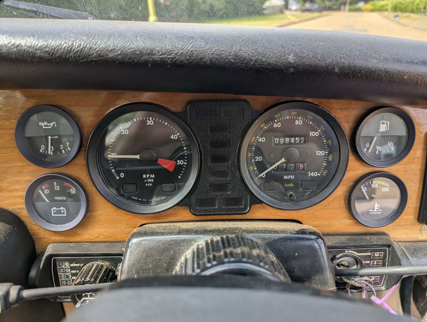 <p>1984 JAGUAR XJ6 4.2 AUTO SIII</p>