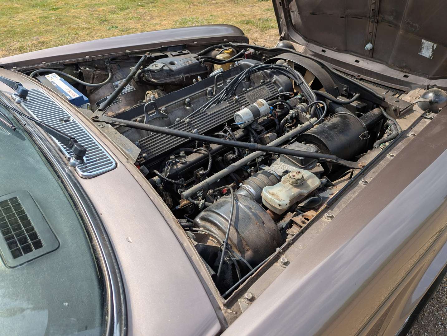 <p>1984 JAGUAR XJ6 4.2 AUTO SIII</p>