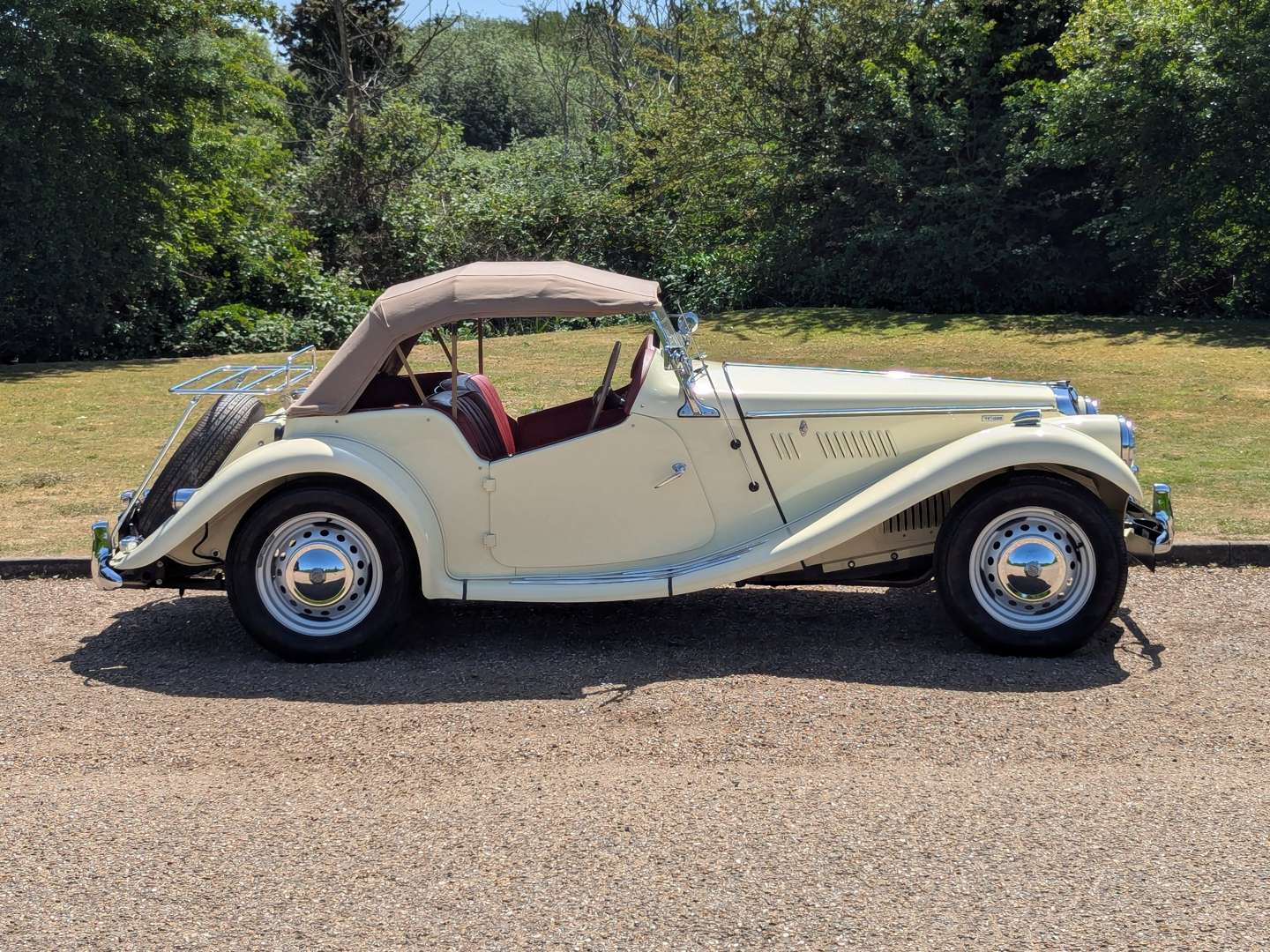<p>1954 MG TF</p>