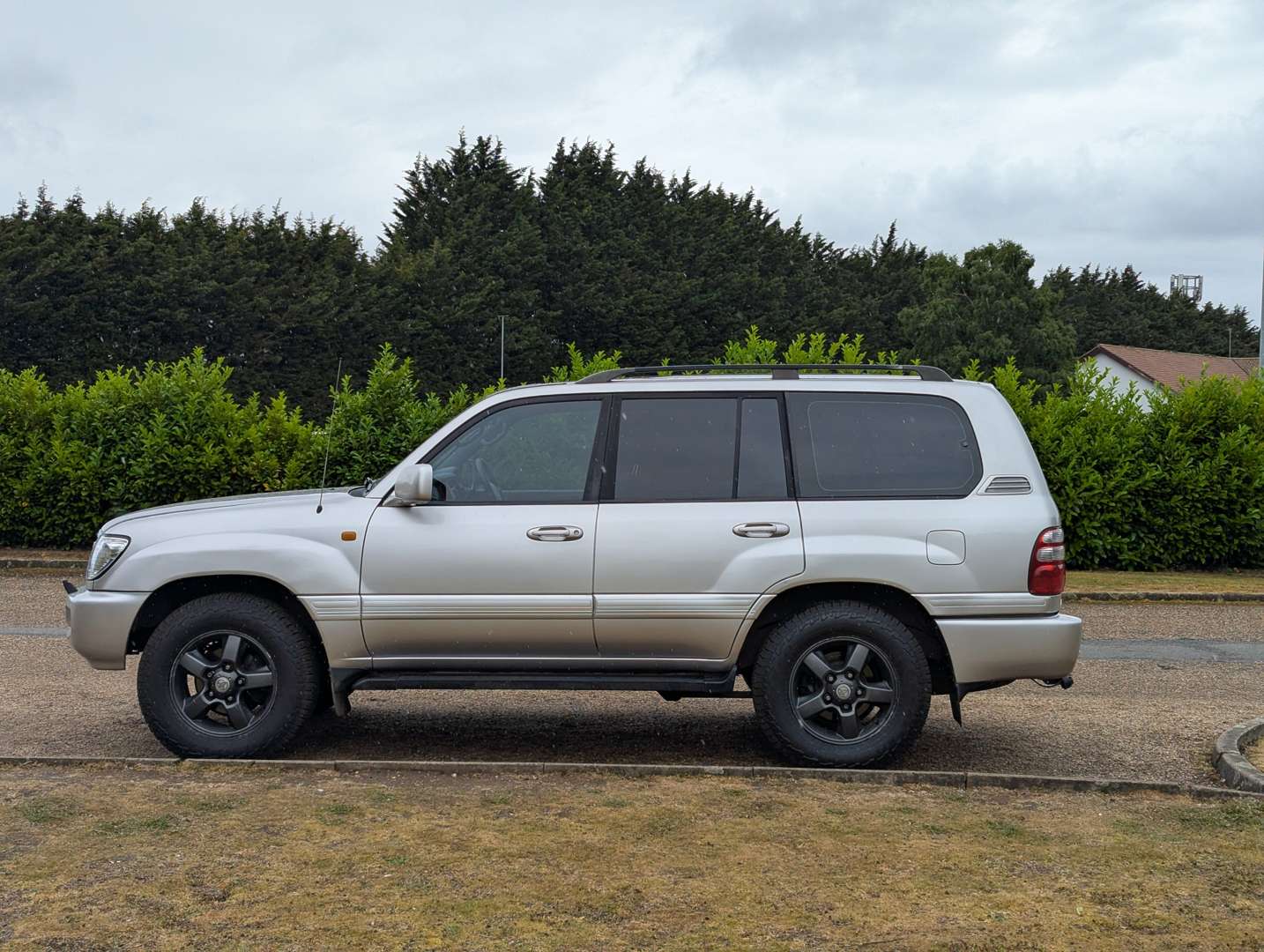 <p>2003 TOYOTA LAND CRUISER AMAZON 4.2TD</p>