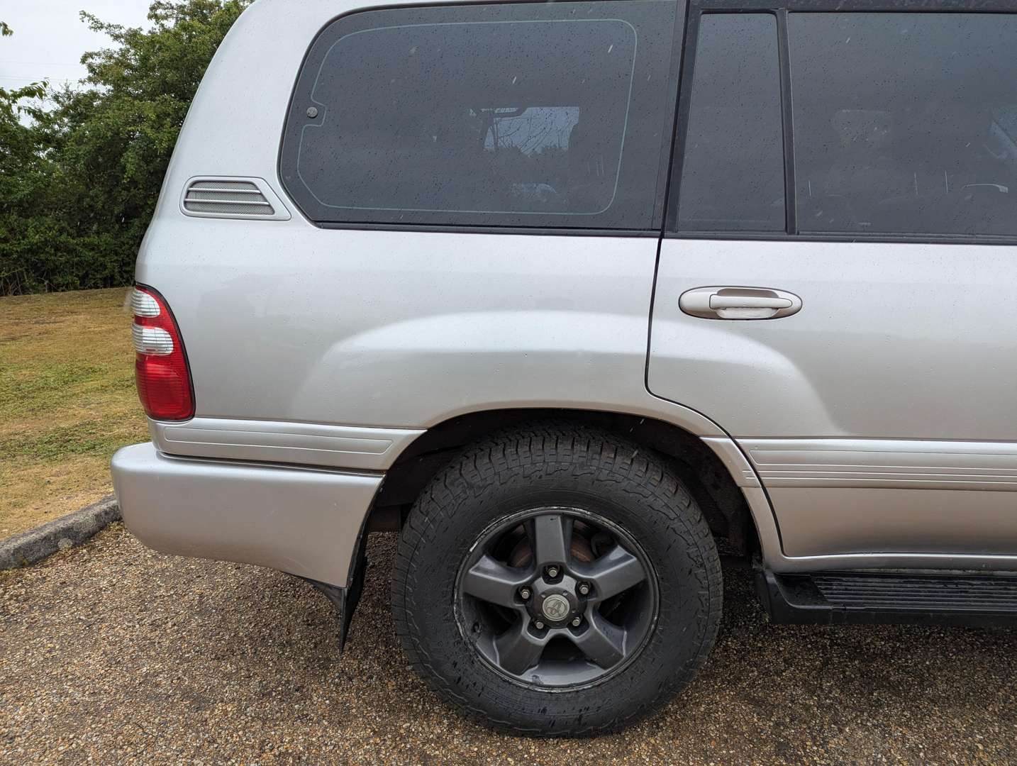 <p>2003 TOYOTA LAND CRUISER AMAZON 4.2TD</p>