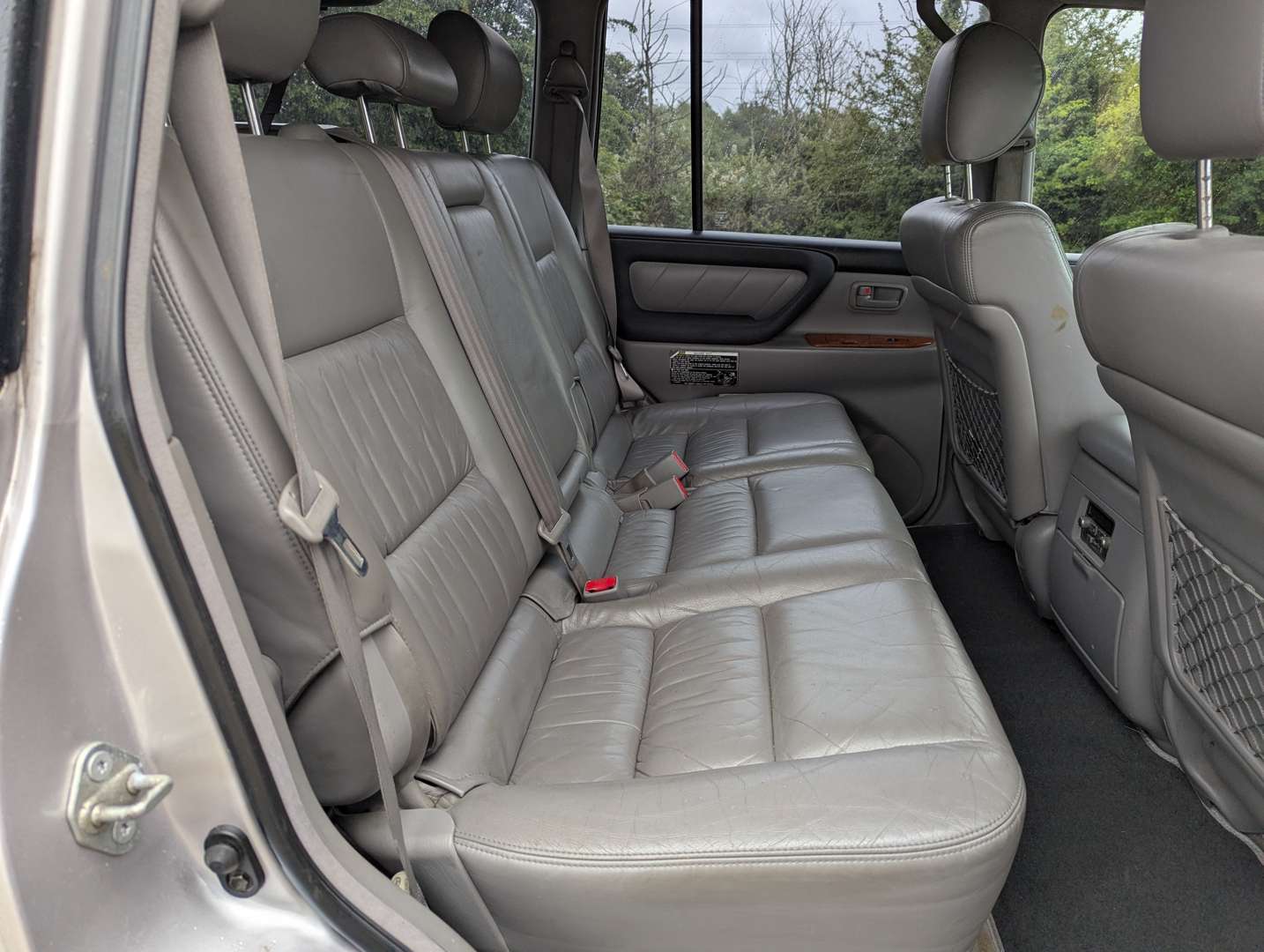 <p>2003 TOYOTA LAND CRUISER AMAZON 4.2TD</p>