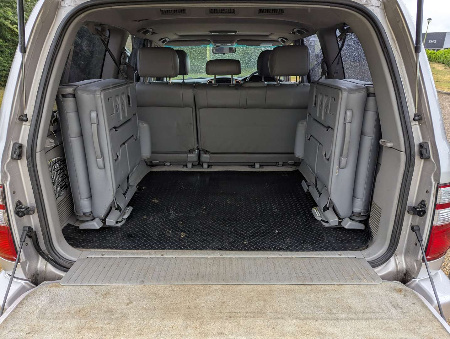 <p>2003 TOYOTA LAND CRUISER AMAZON 4.2TD</p>