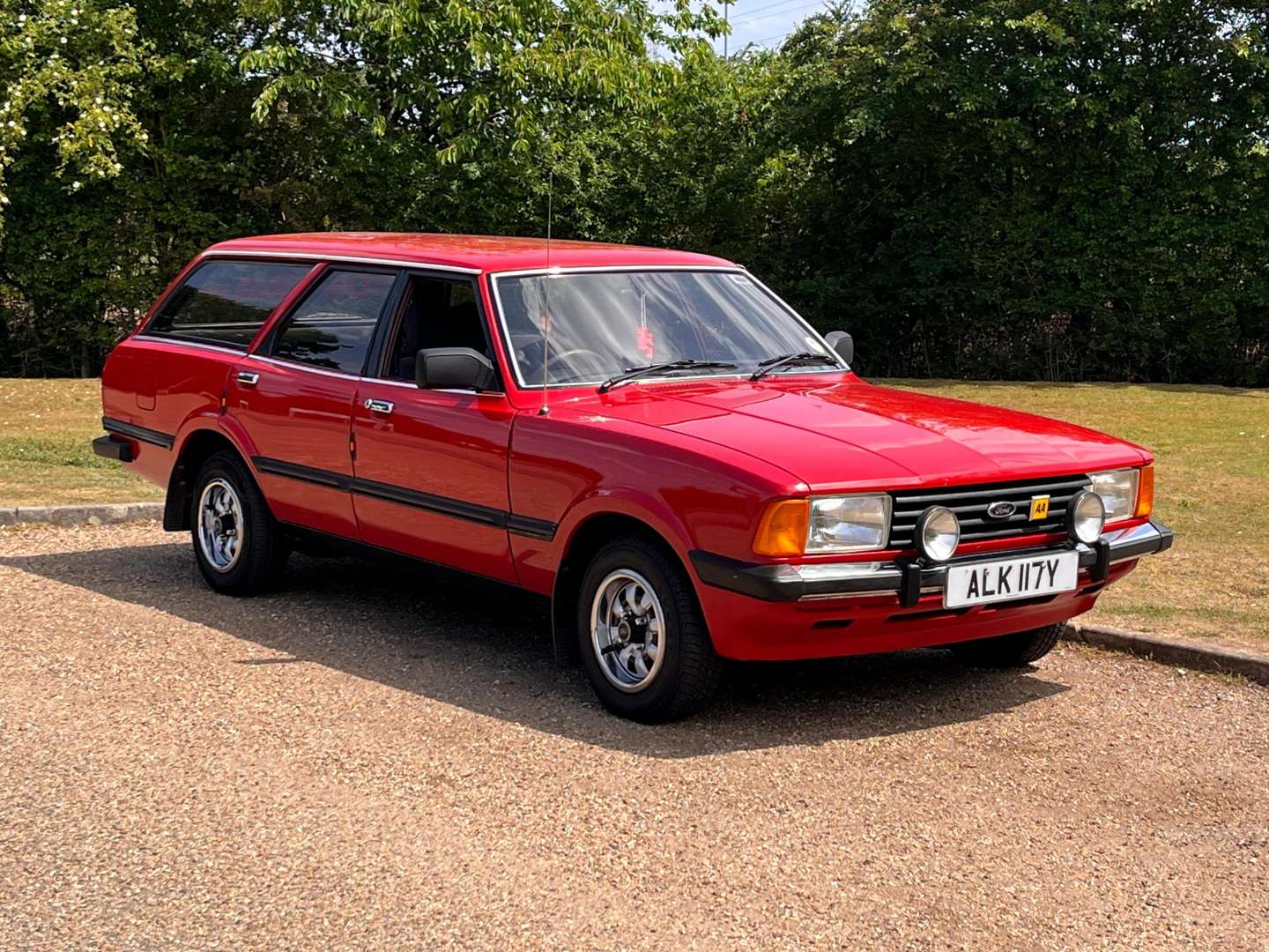 <p>1982 FORD CORTINA GL ESTATE MK5</p>