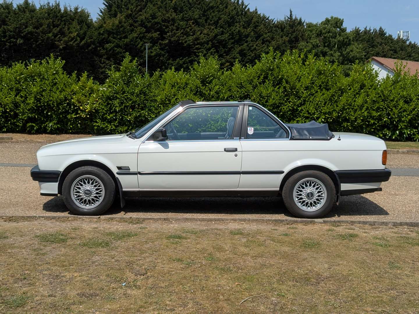 <p>1989 BMW E30 316I BAUR CABRIO</p>